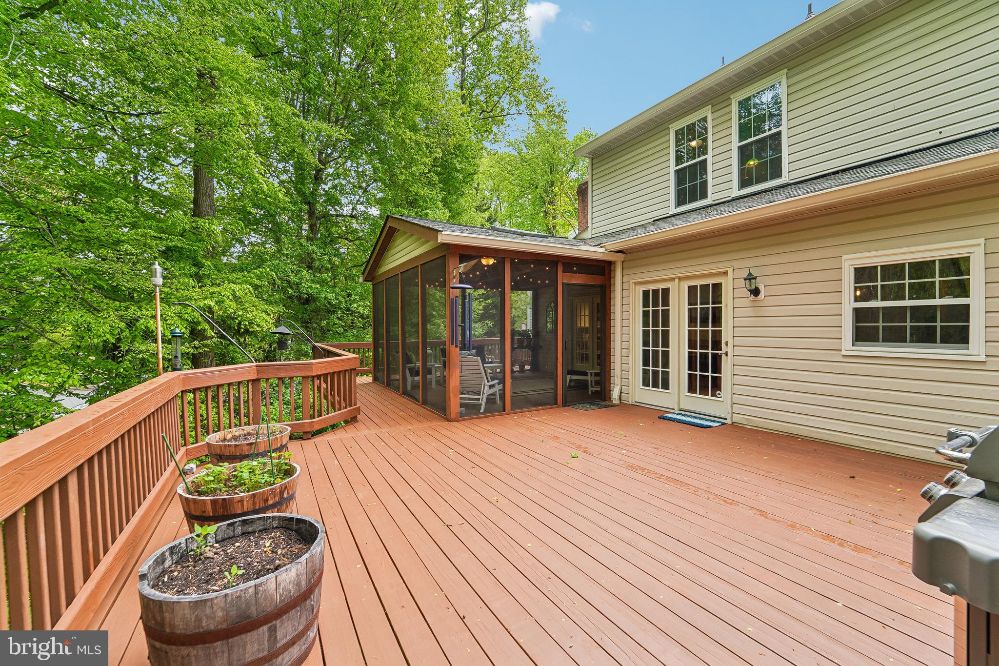 JAMES CREEK - Residential