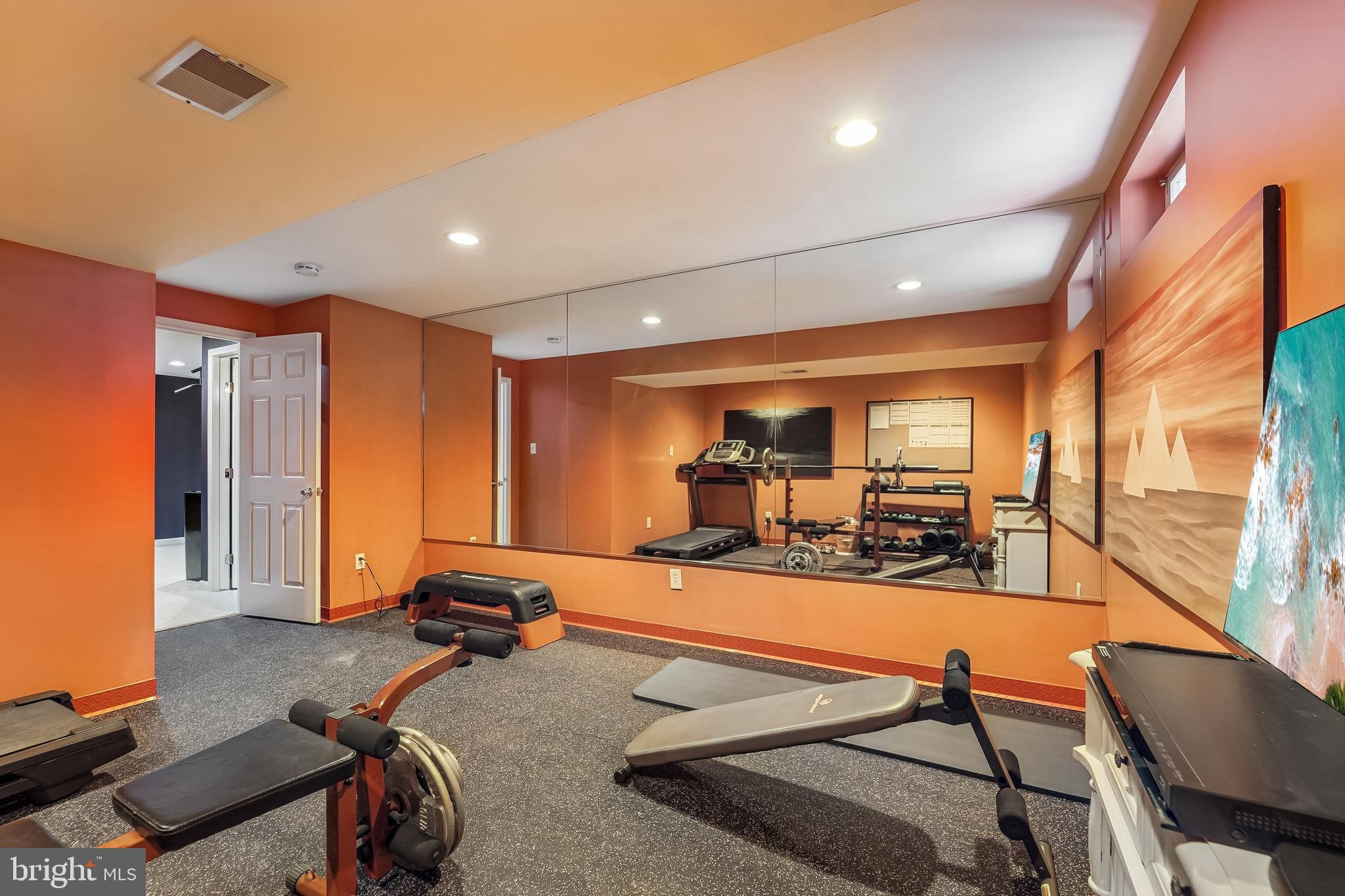 JAMES CREEK - Residential