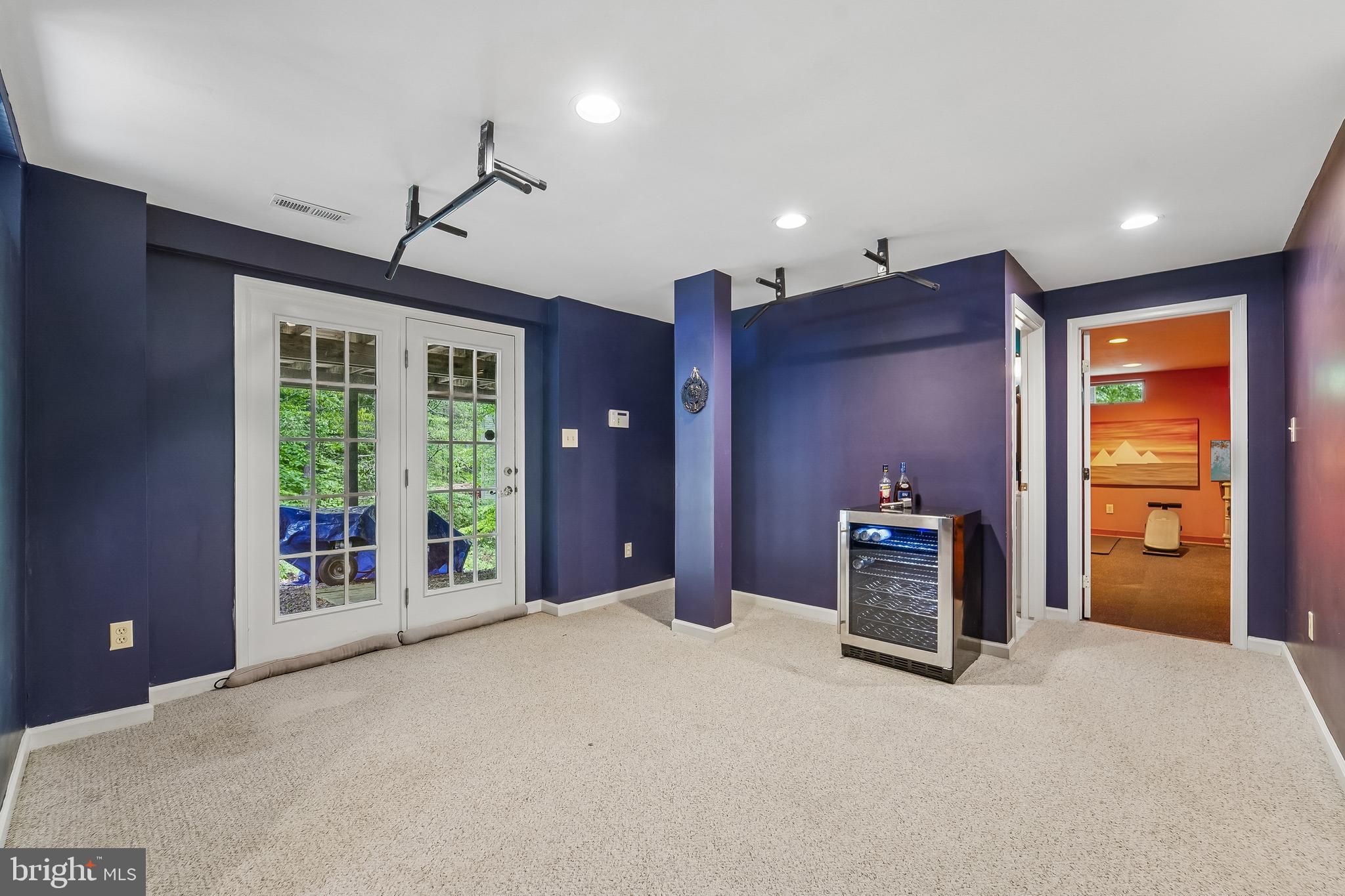 JAMES CREEK - Residential