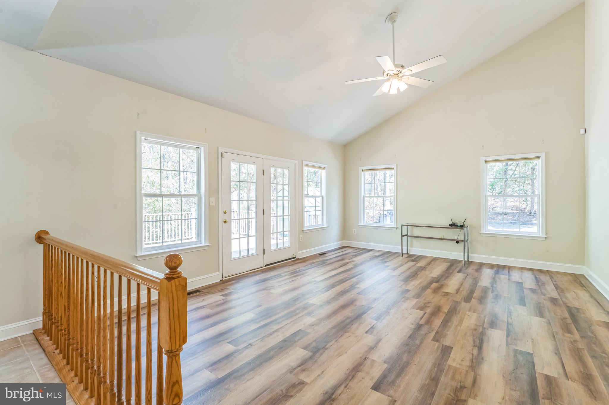 WHISPERING WOODS - Residential