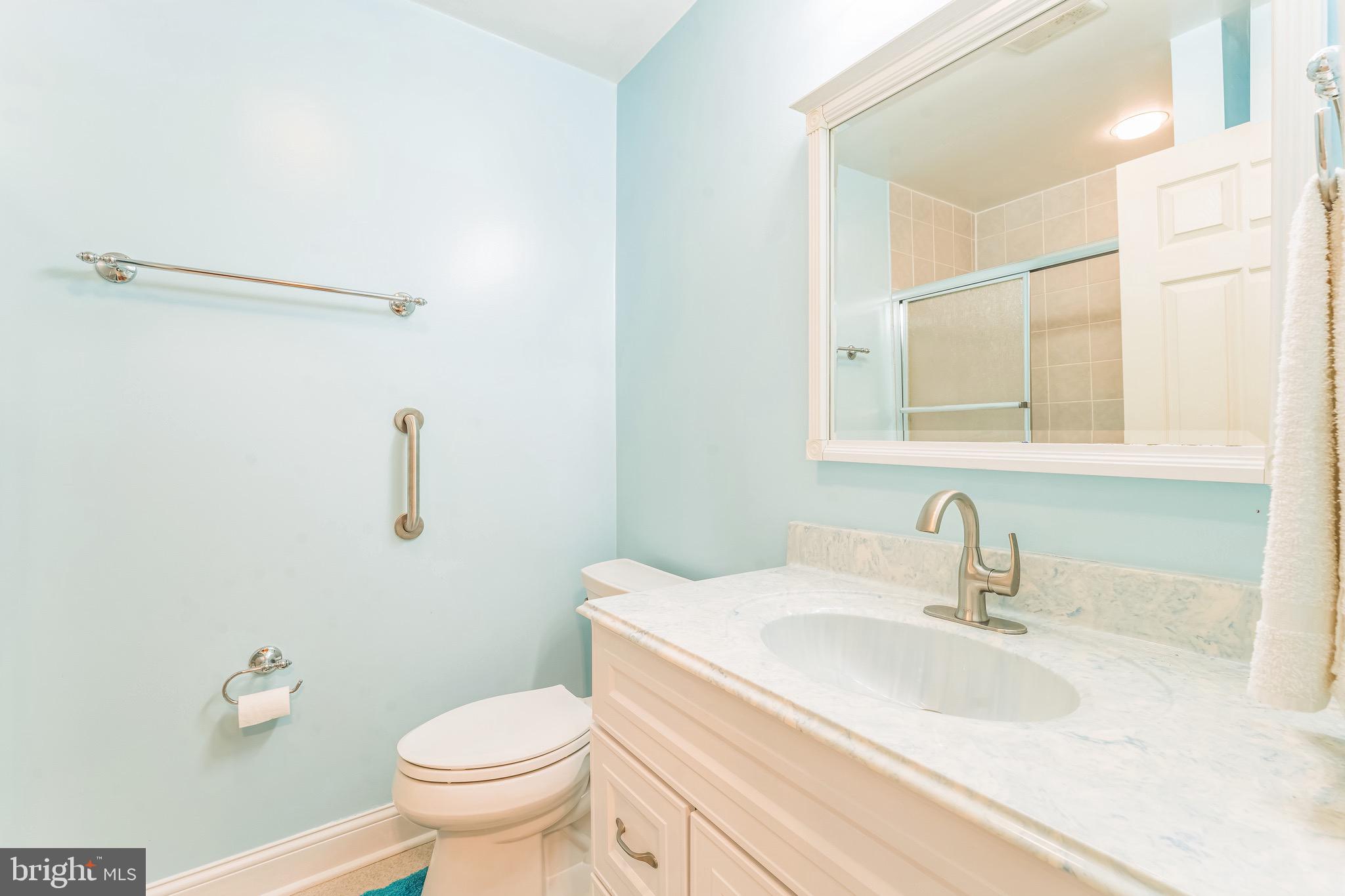 WHISPERING WOODS - Residential