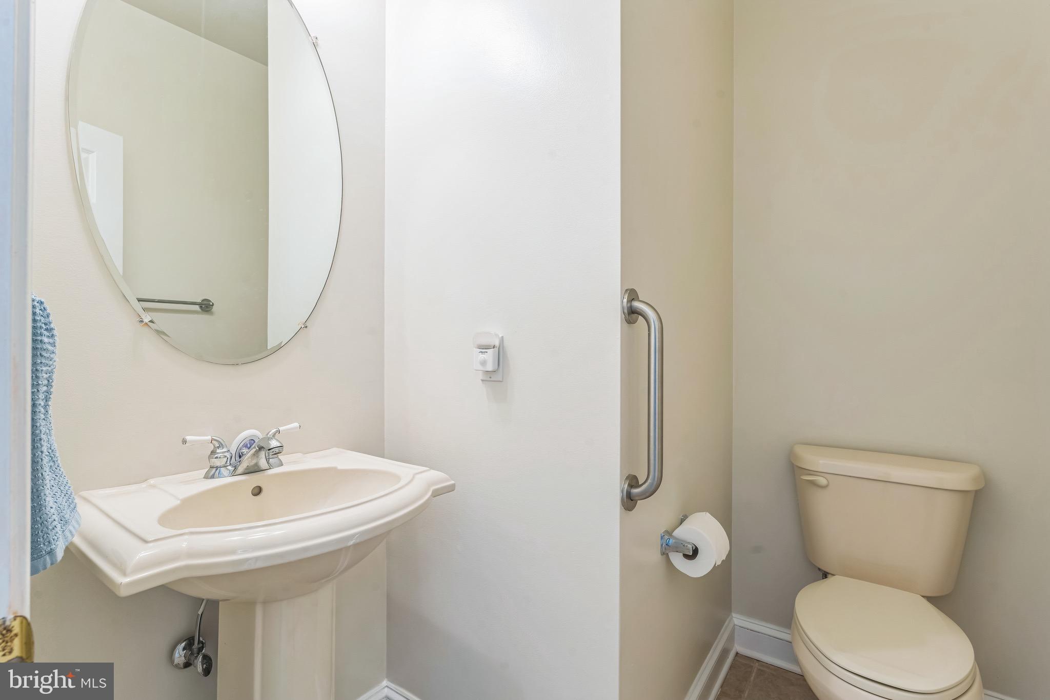 WHISPERING WOODS - Residential