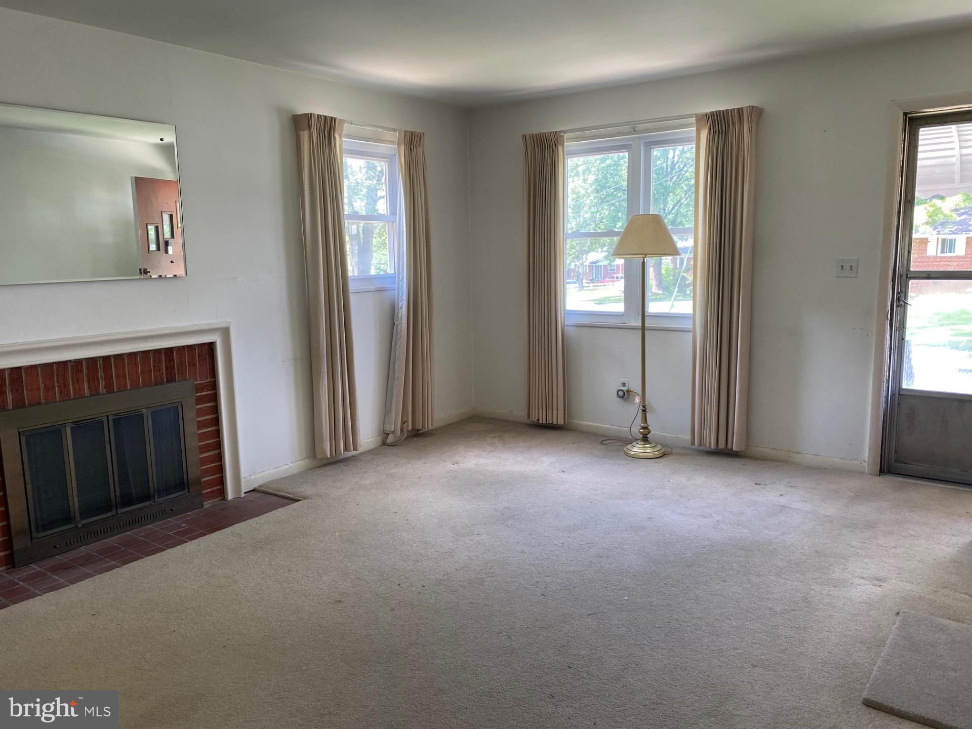 6219 SEMINOLE PLACE