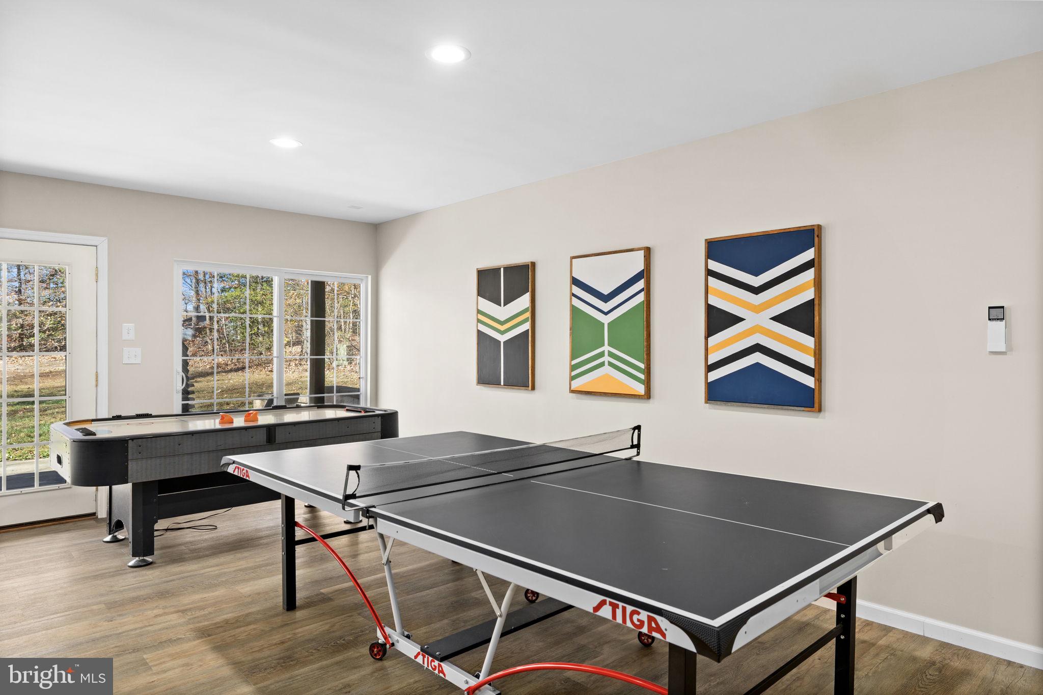 HICKORY LANDING - Residential