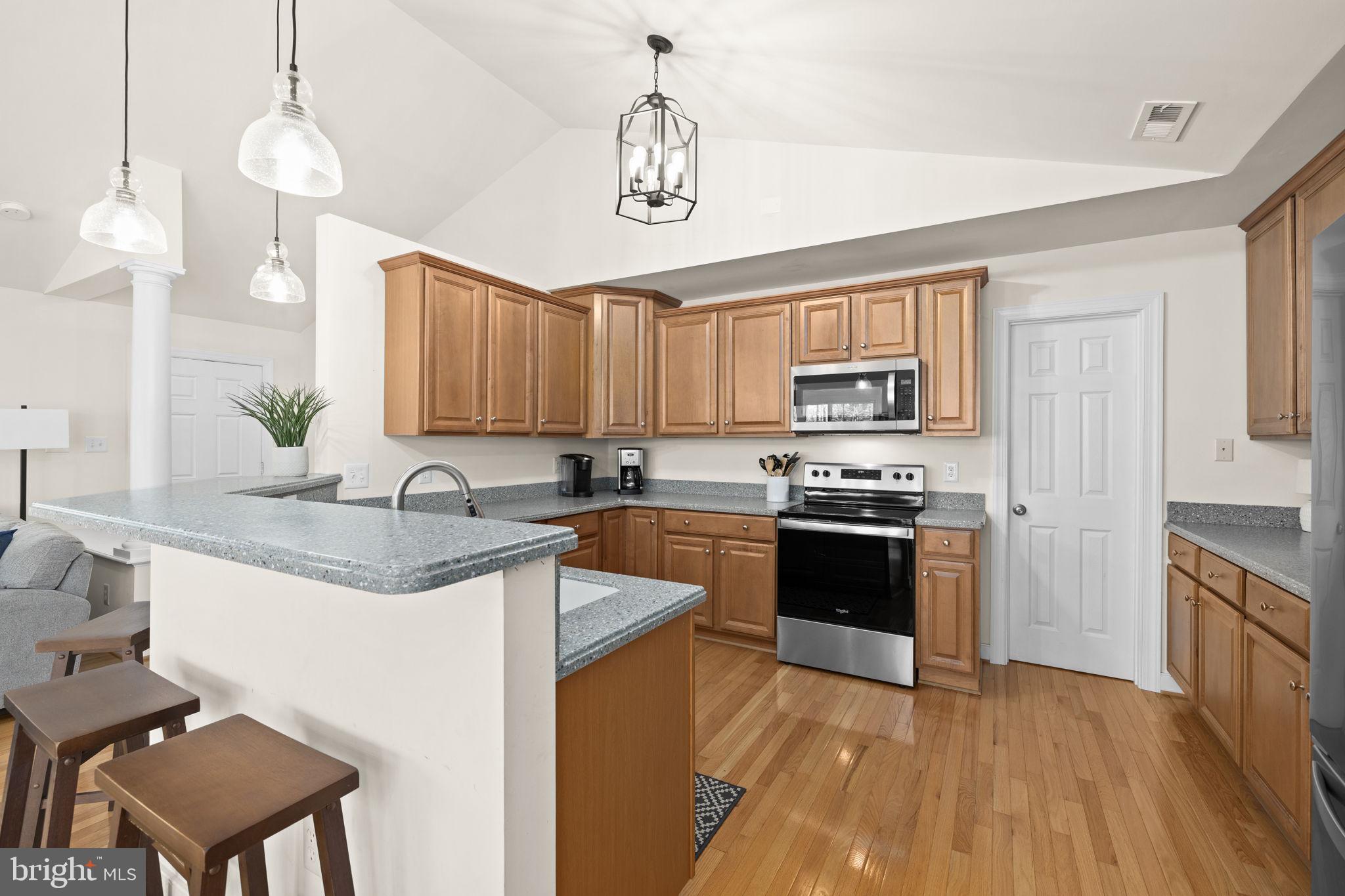 HICKORY LANDING - Residential