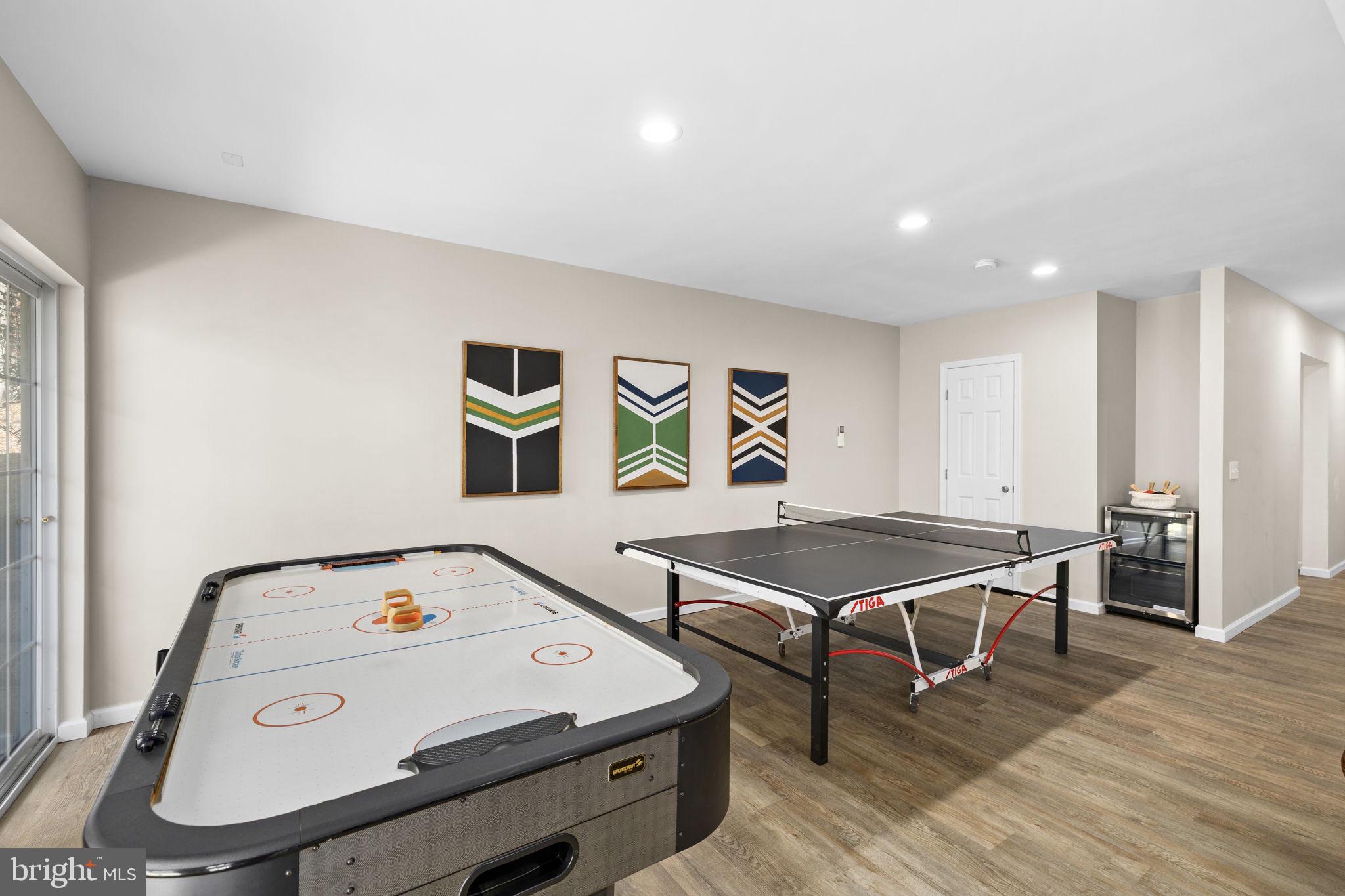 HICKORY LANDING - Residential