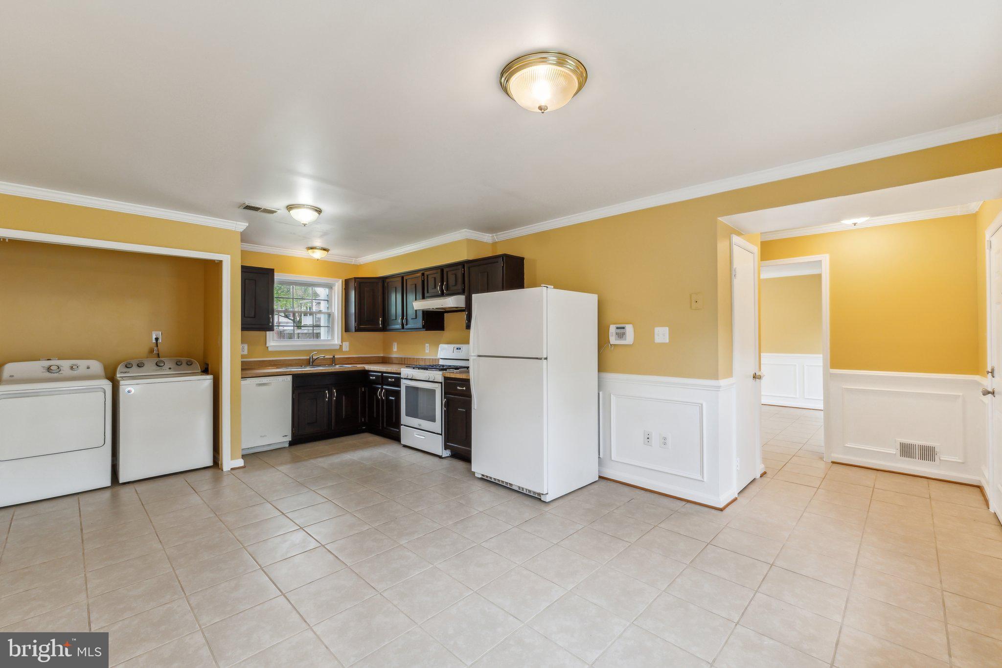 DALE CITY - Residential Lease