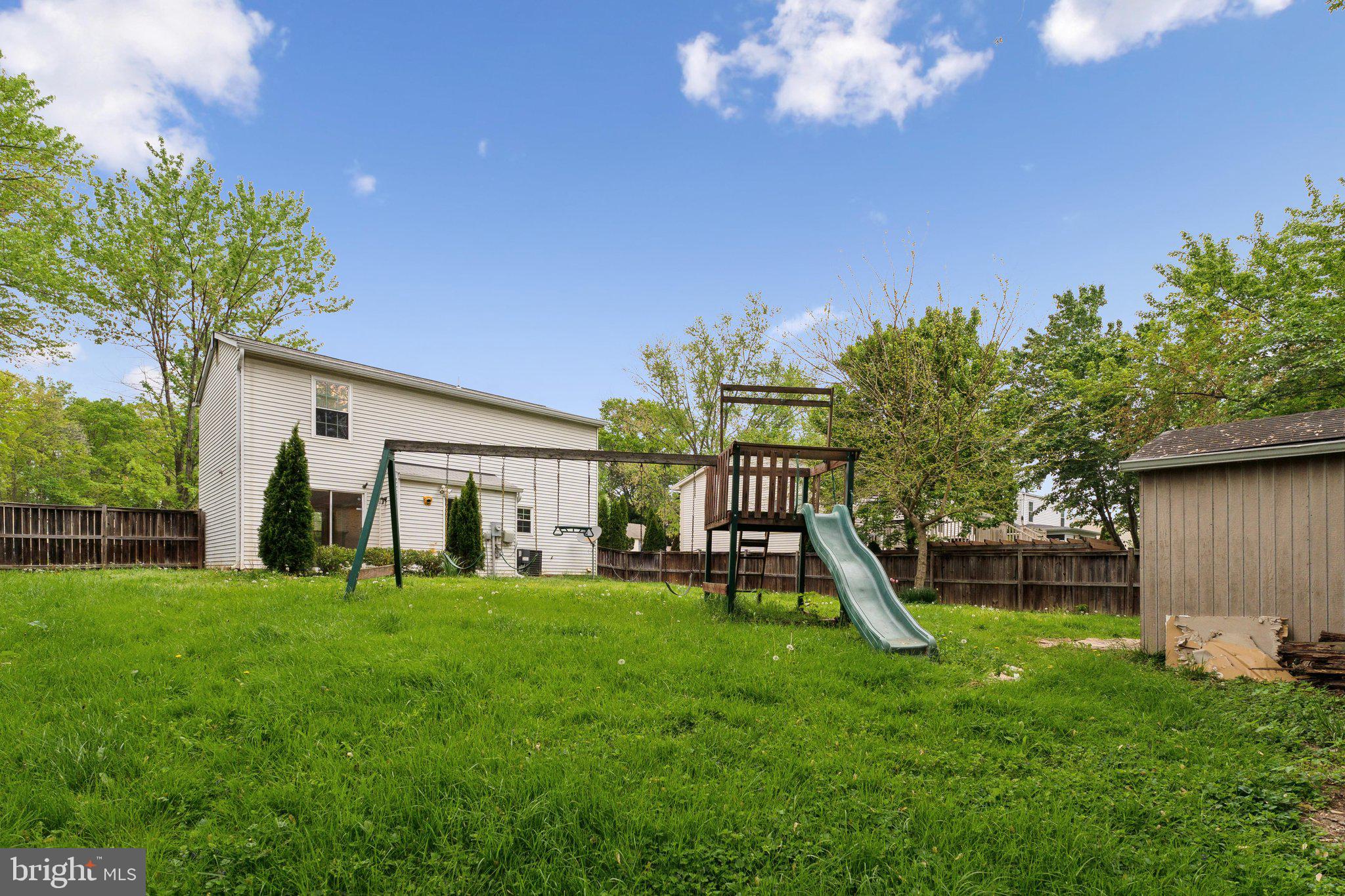 DALE CITY - Residential Lease