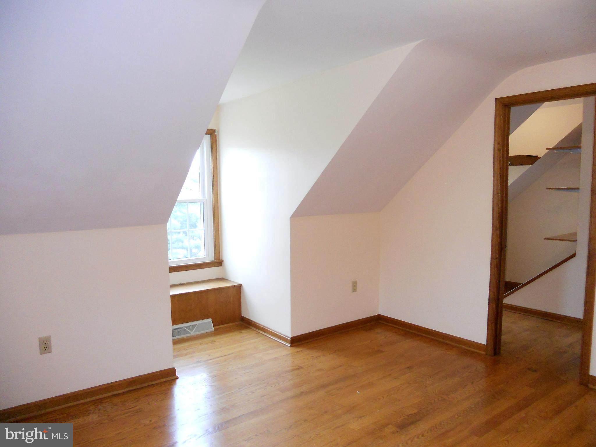 DUBLIN MANOR - Residential