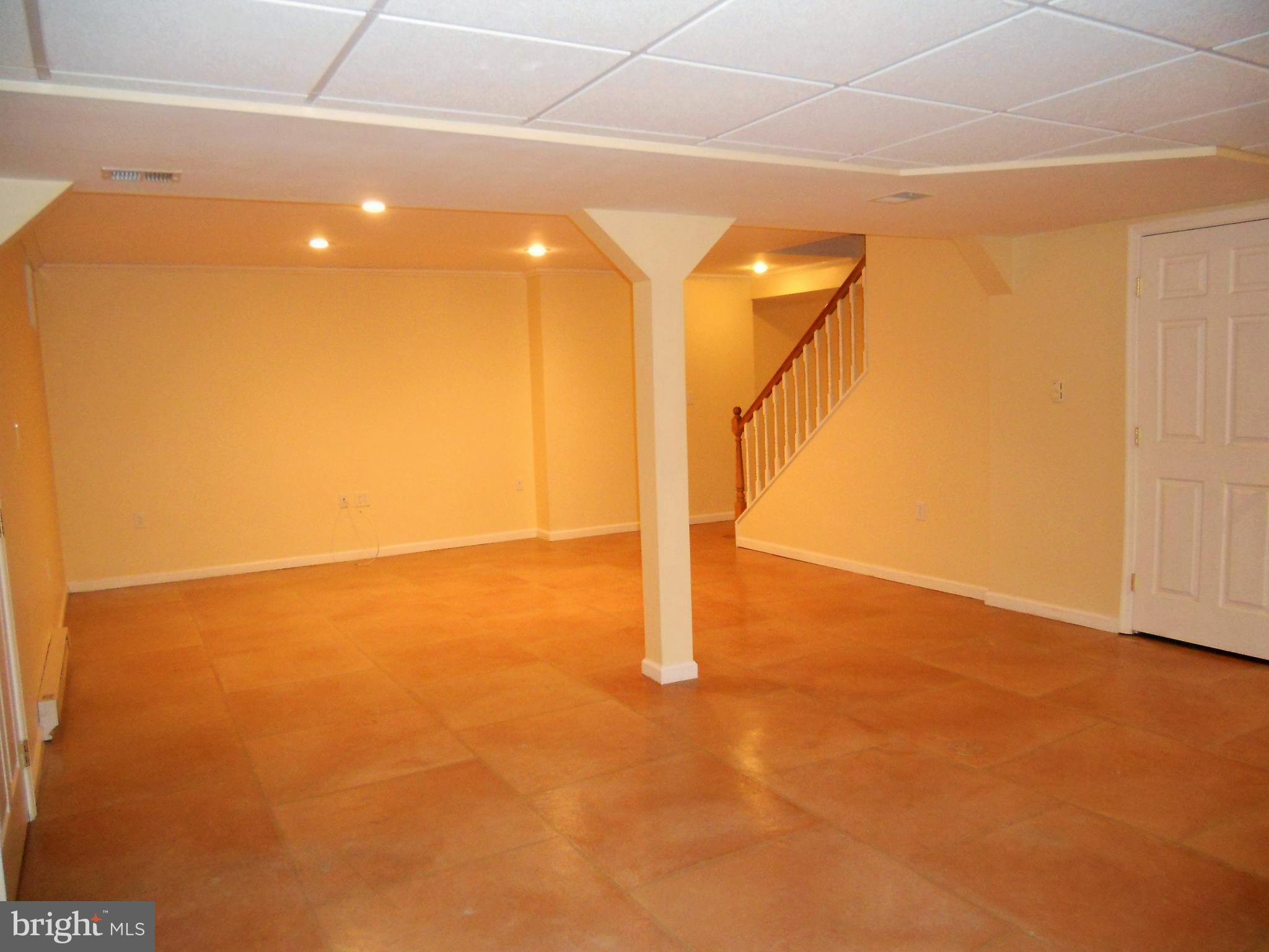 DUBLIN MANOR - Residential