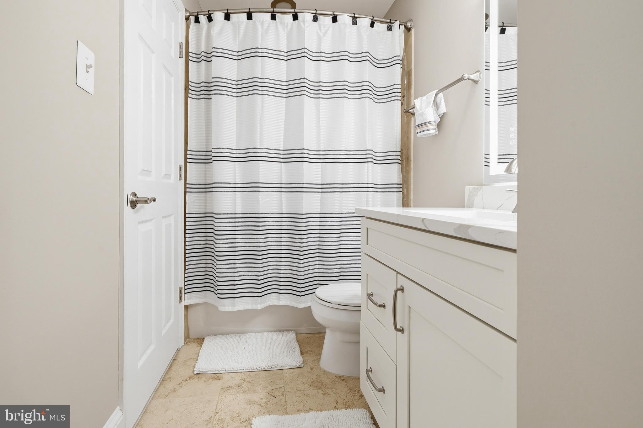 HIGHLAND OAKS - Residential