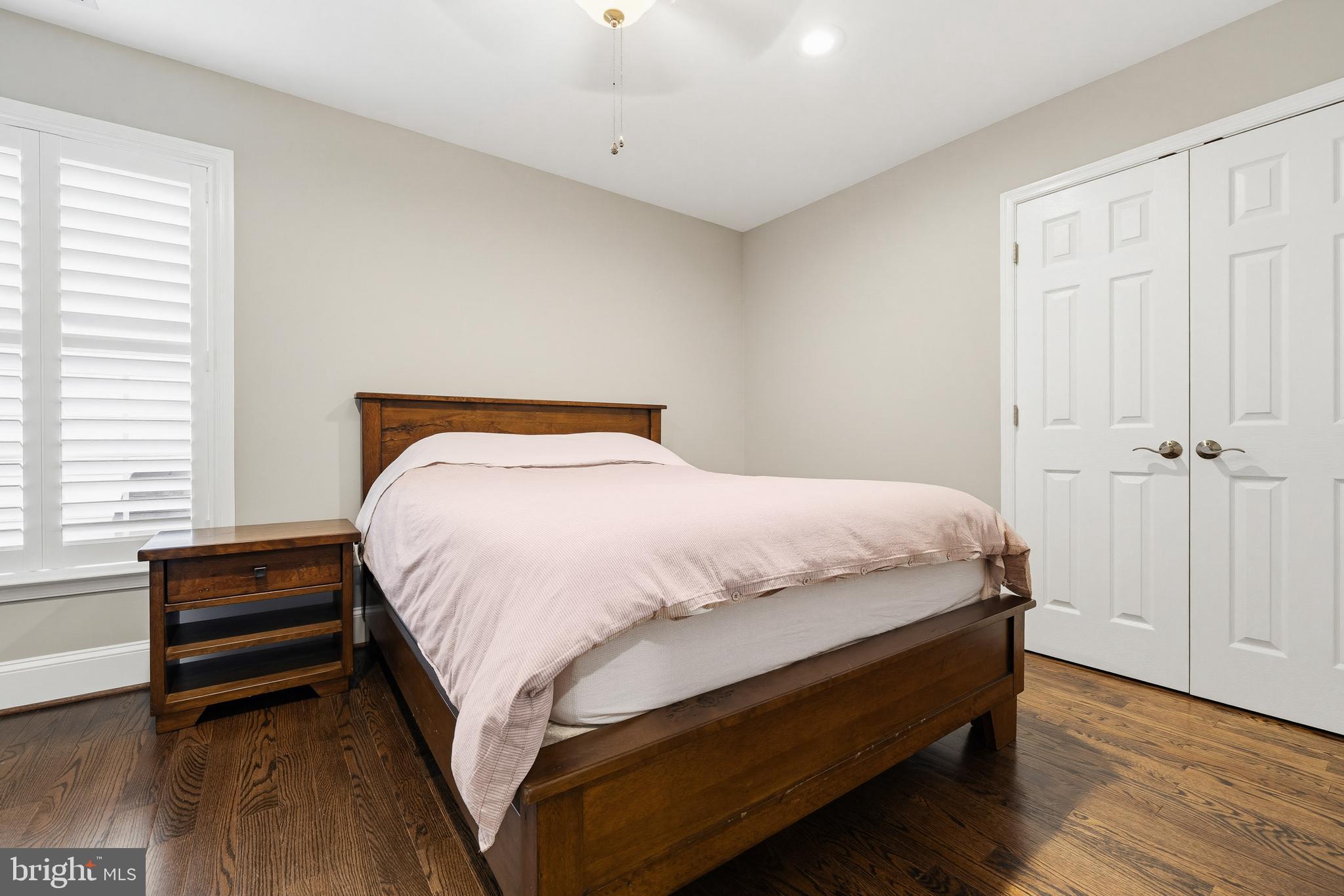 HIGHLAND OAKS - Residential