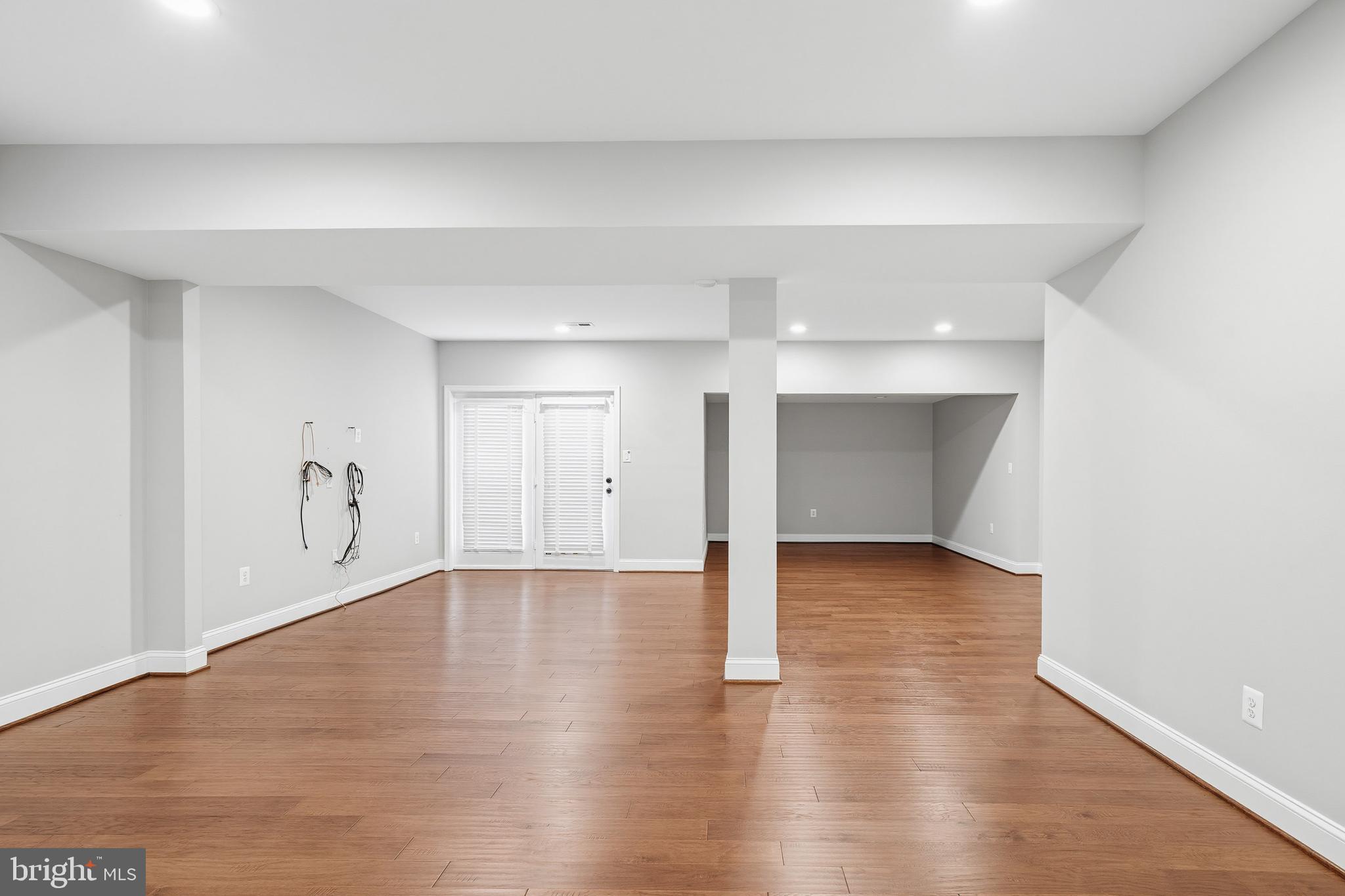 HIGHLAND OAKS - Residential