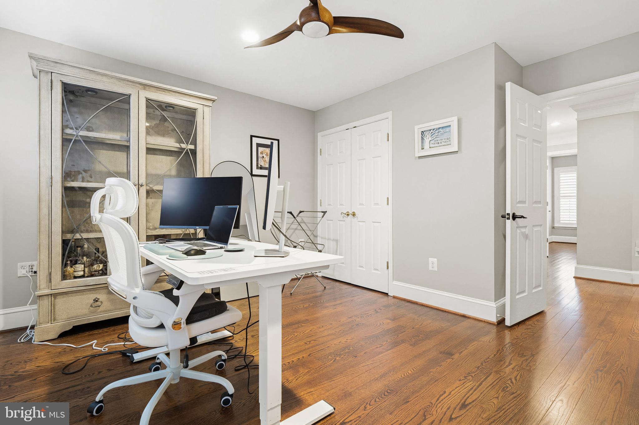 HIGHLAND OAKS - Residential