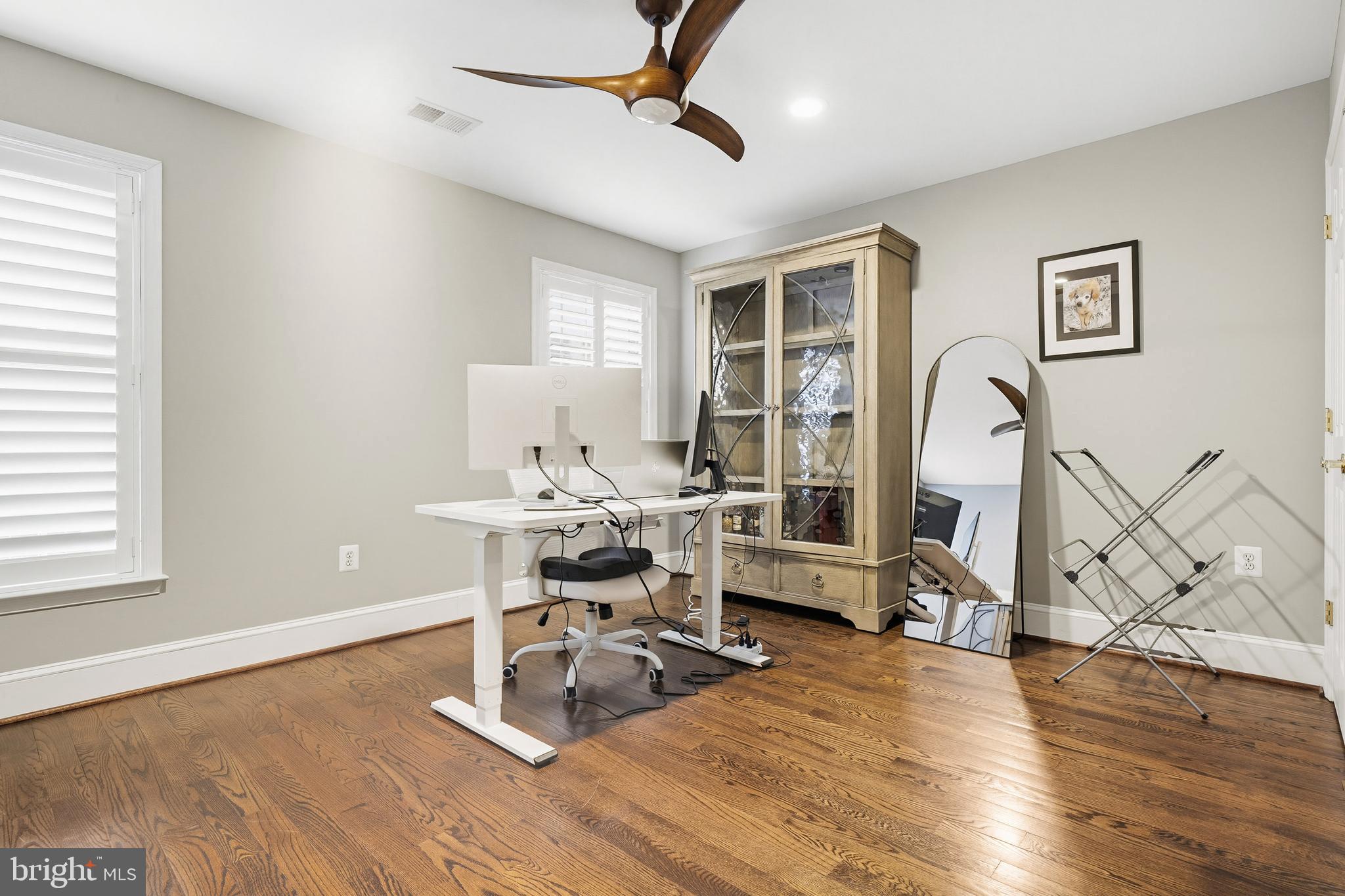 HIGHLAND OAKS - Residential