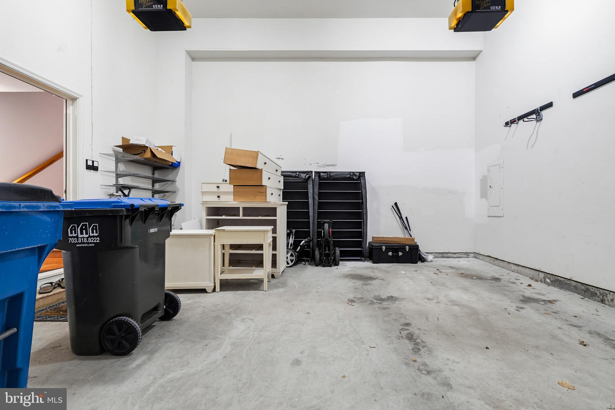 HIGHLAND OAKS - Residential