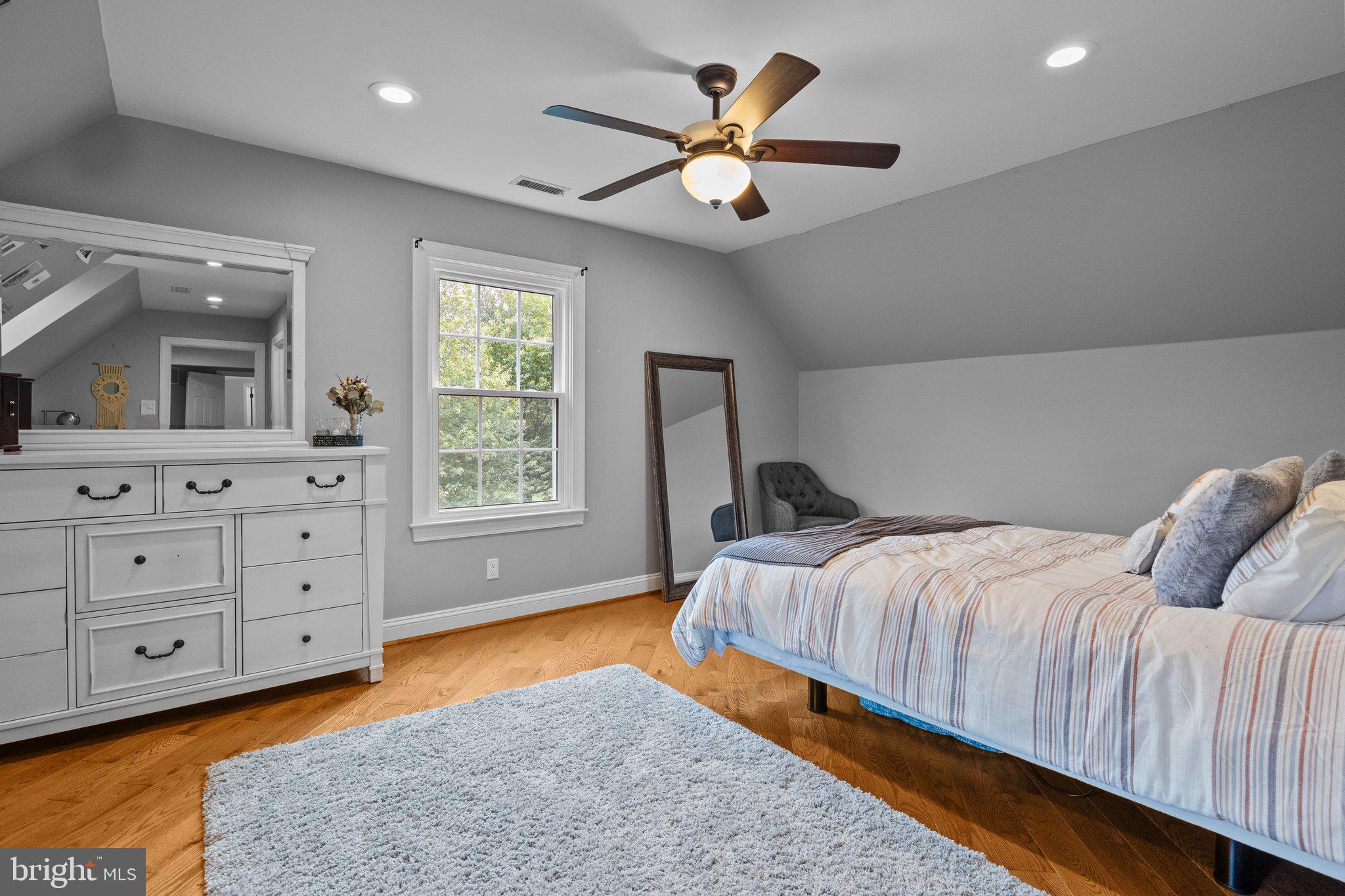 WEATHERFIELD - Residential