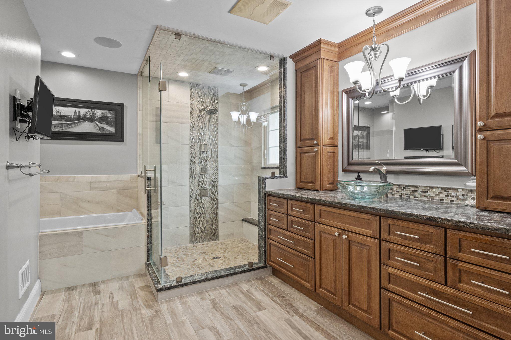 WEATHERFIELD - Residential