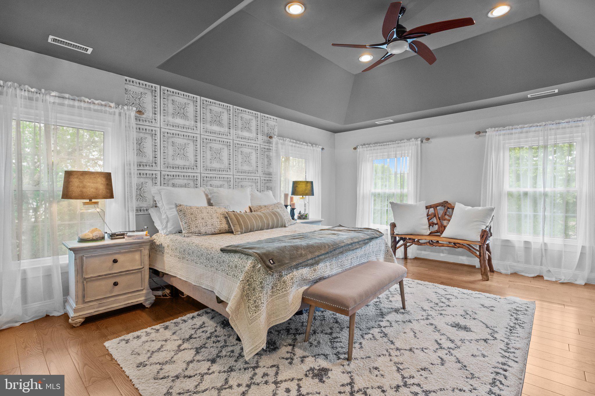 WEATHERFIELD - Residential