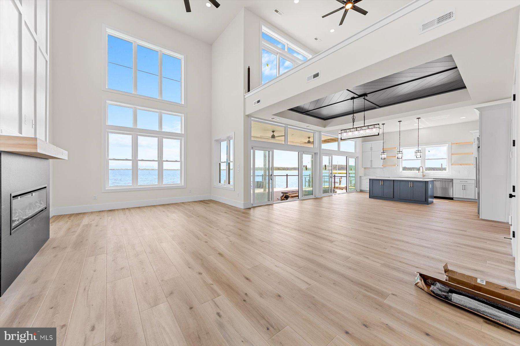 BAYVIEW PARK - Residential