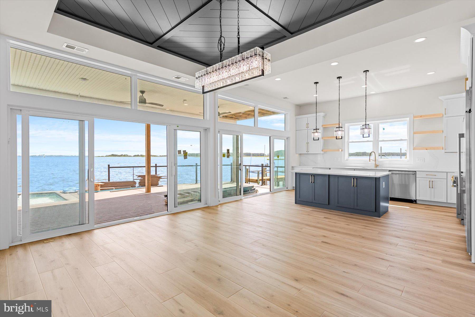 BAYVIEW PARK - Residential