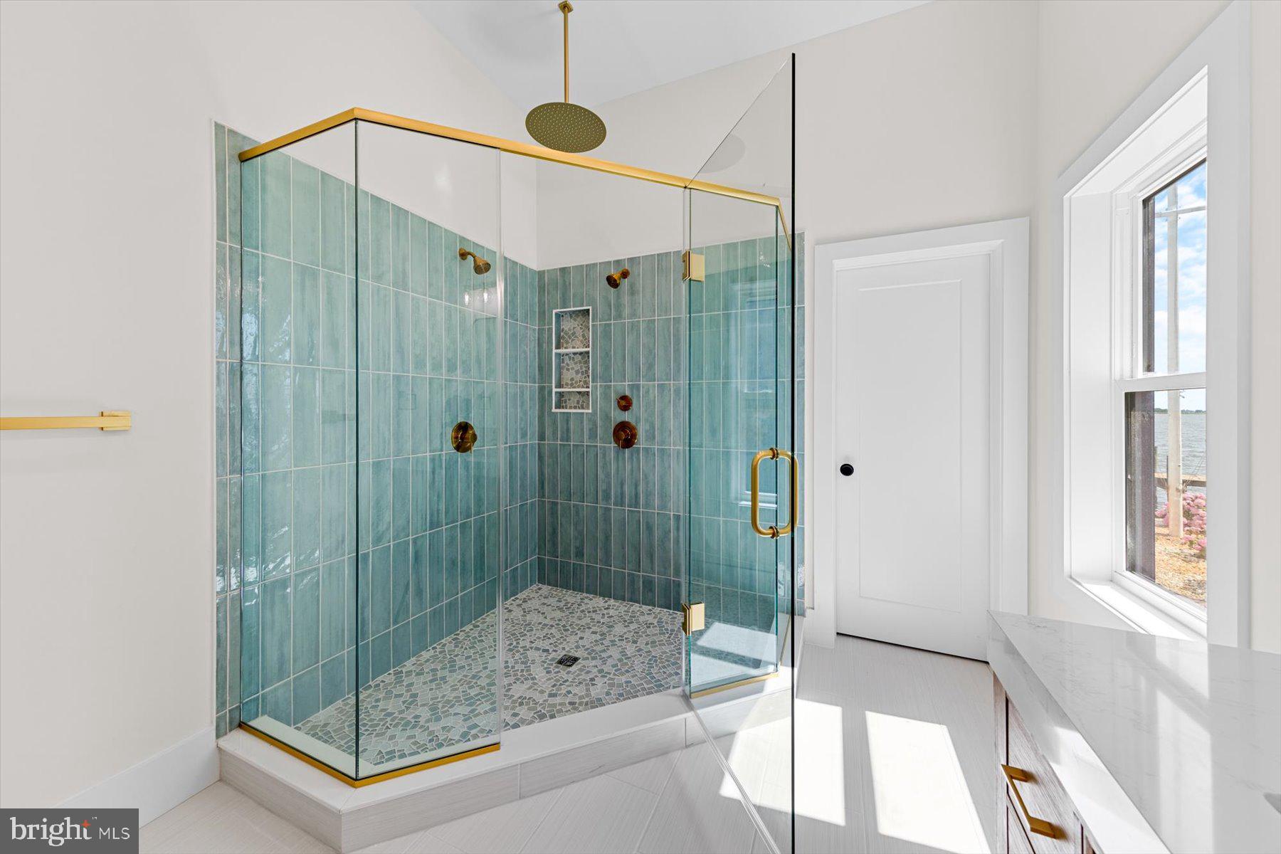 BAYVIEW PARK - Residential