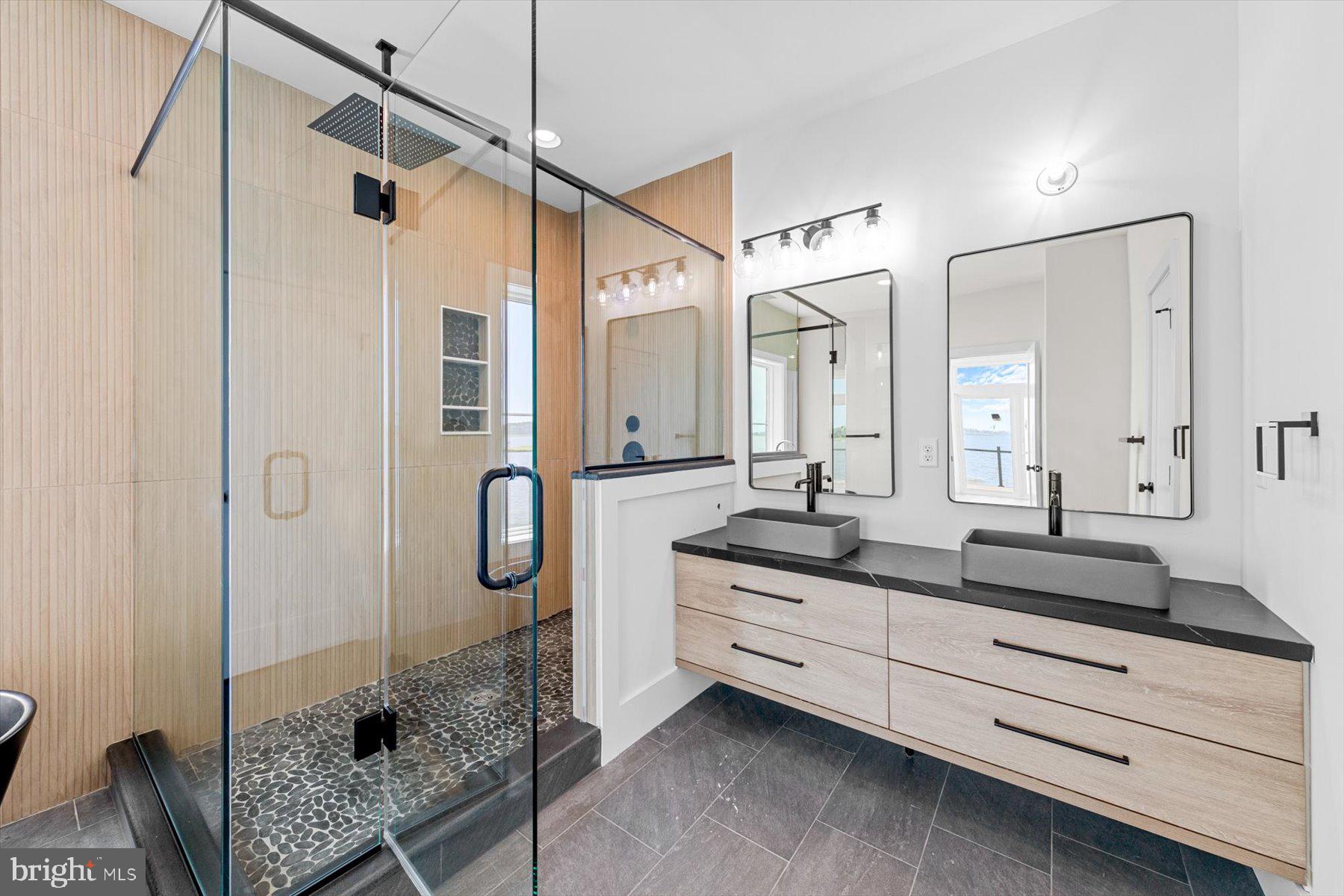 BAYVIEW PARK - Residential