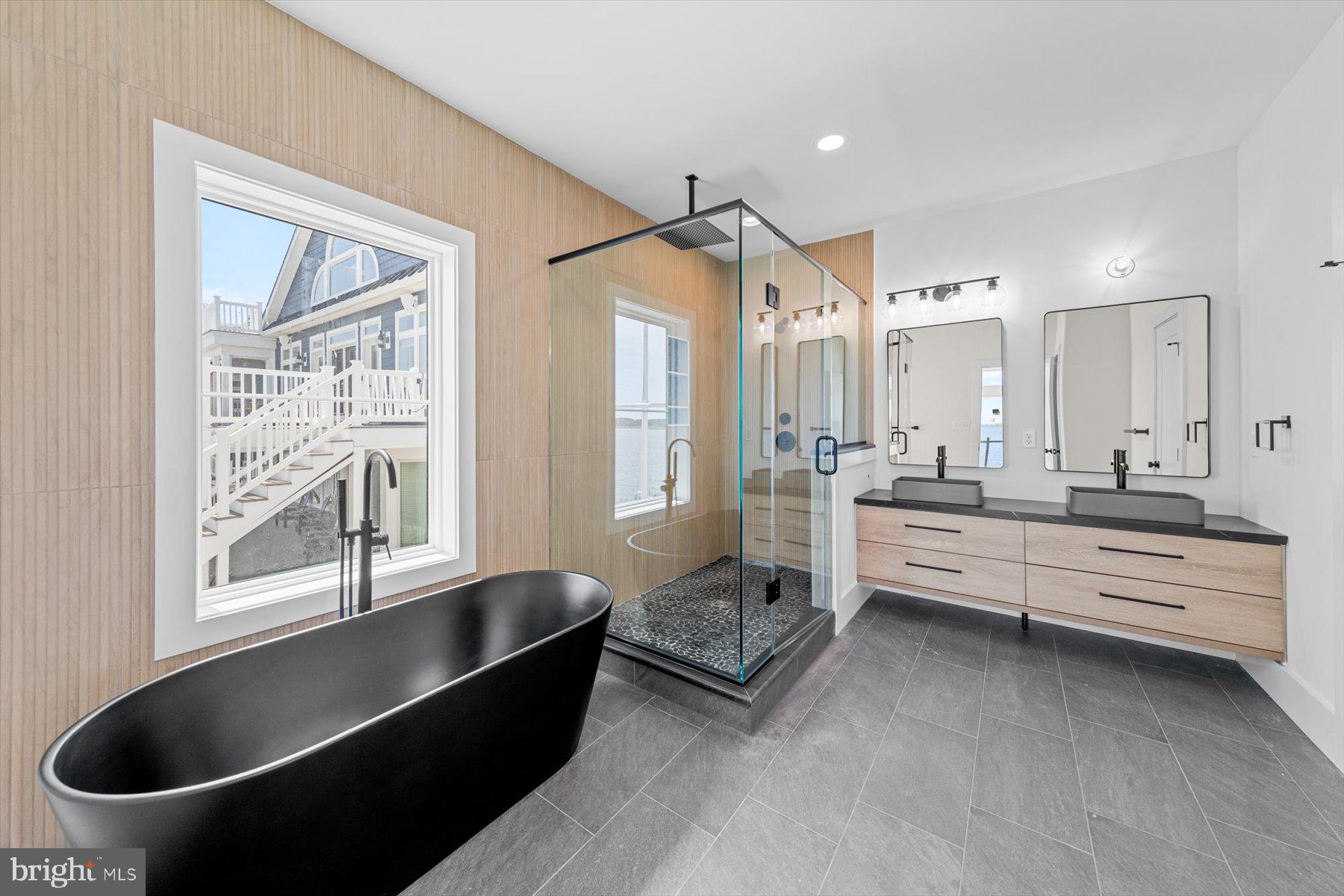 BAYVIEW PARK - Residential