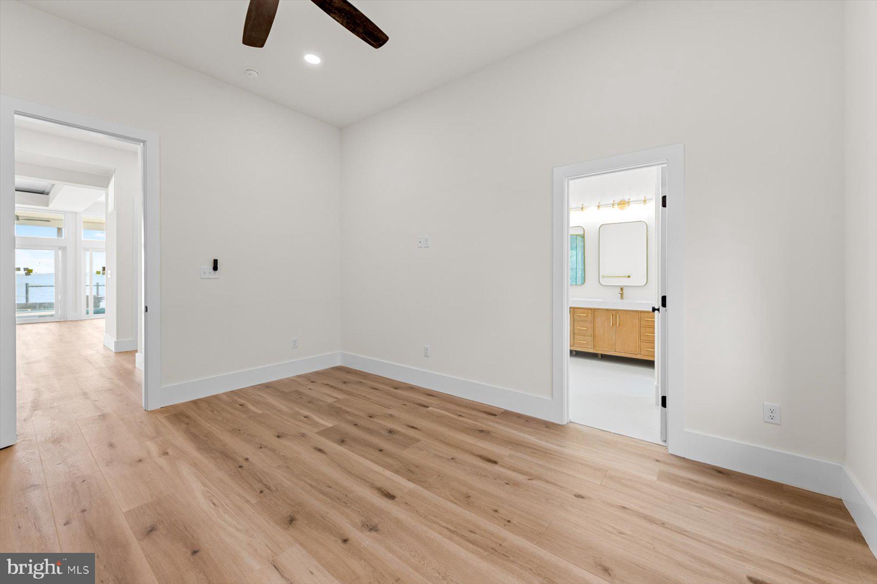 BAYVIEW PARK - Residential