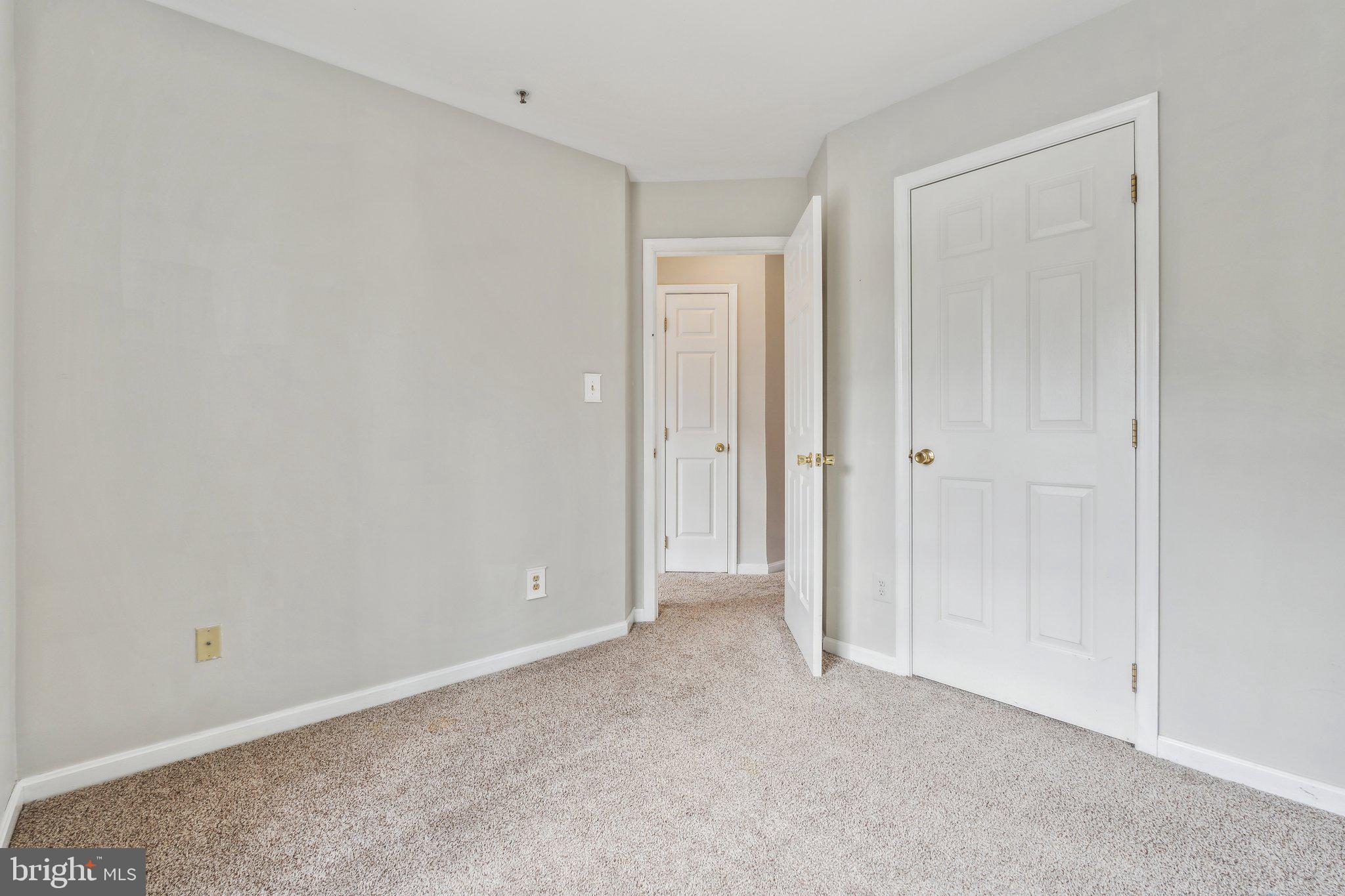 WINTERS RUN MANOR - Residential