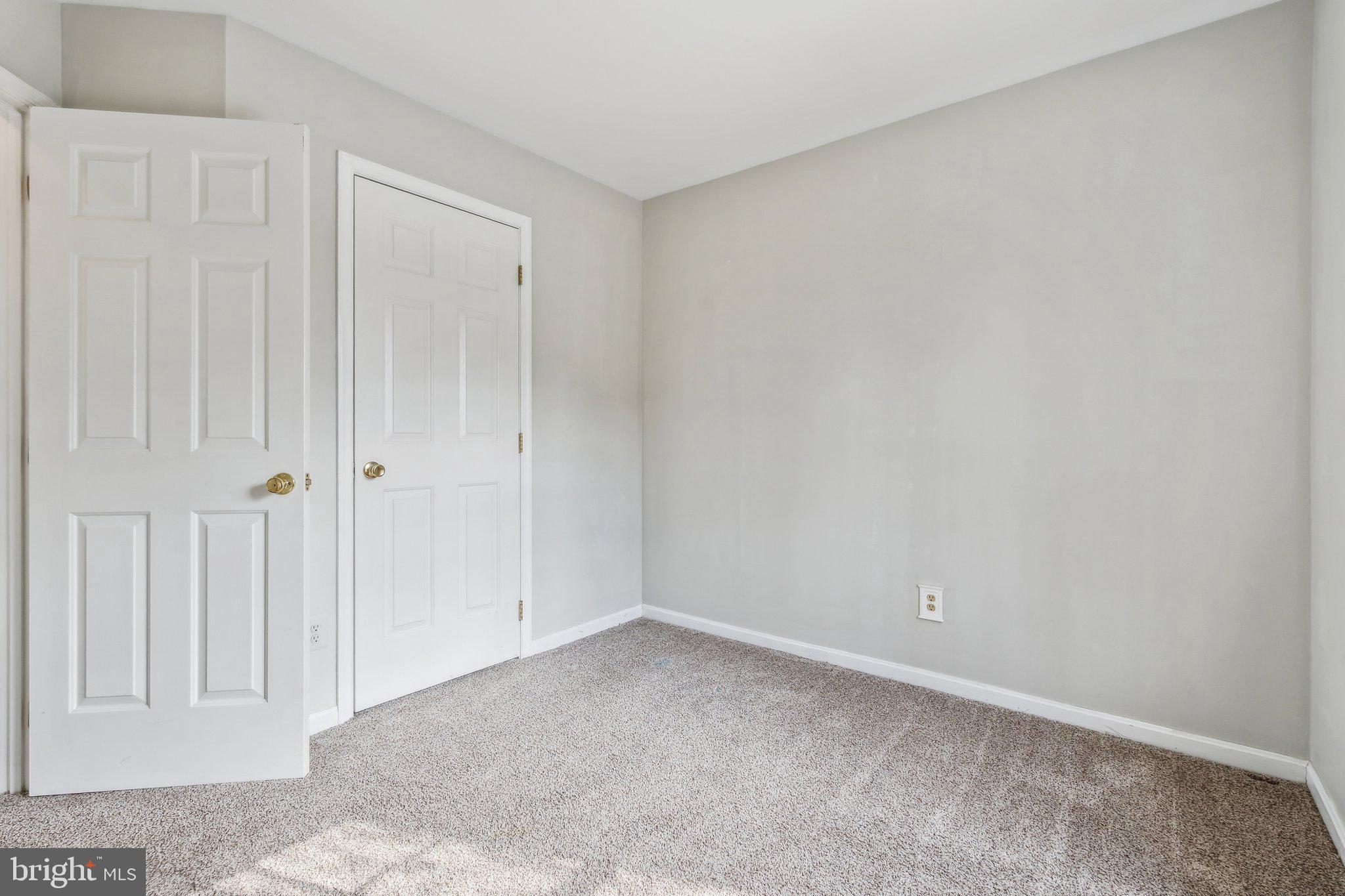 WINTERS RUN MANOR - Residential