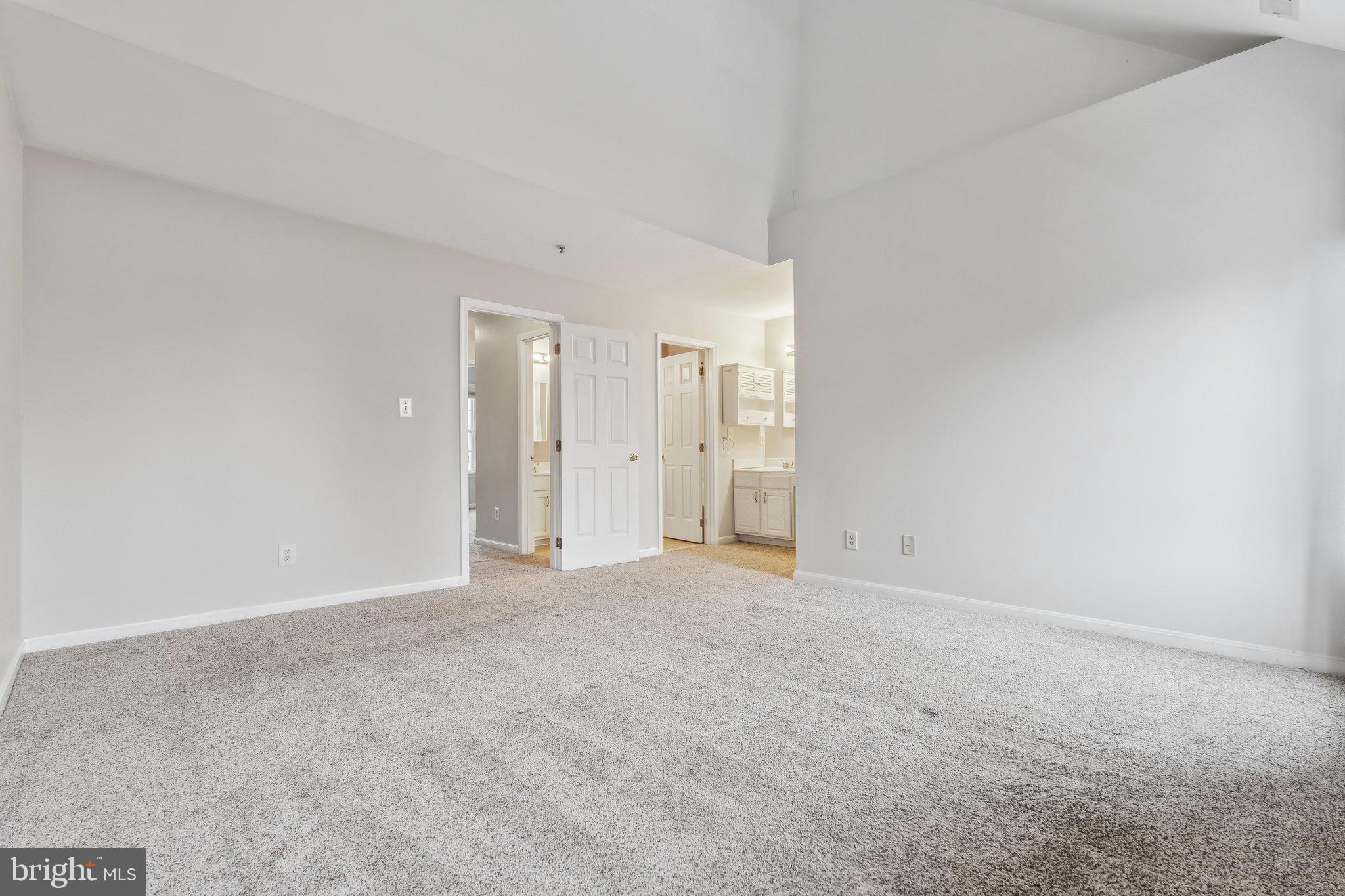 WINTERS RUN MANOR - Residential