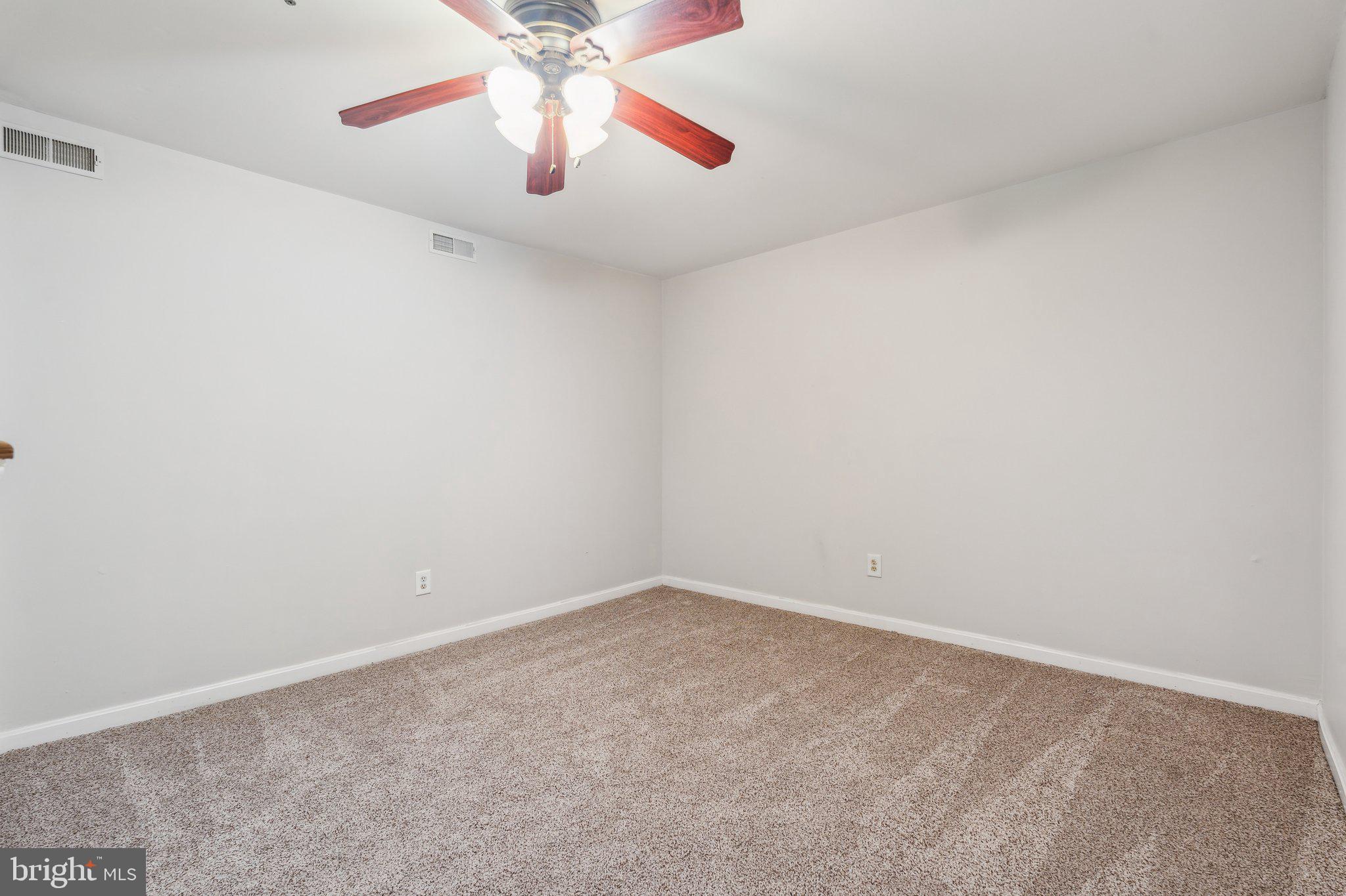 WINTERS RUN MANOR - Residential