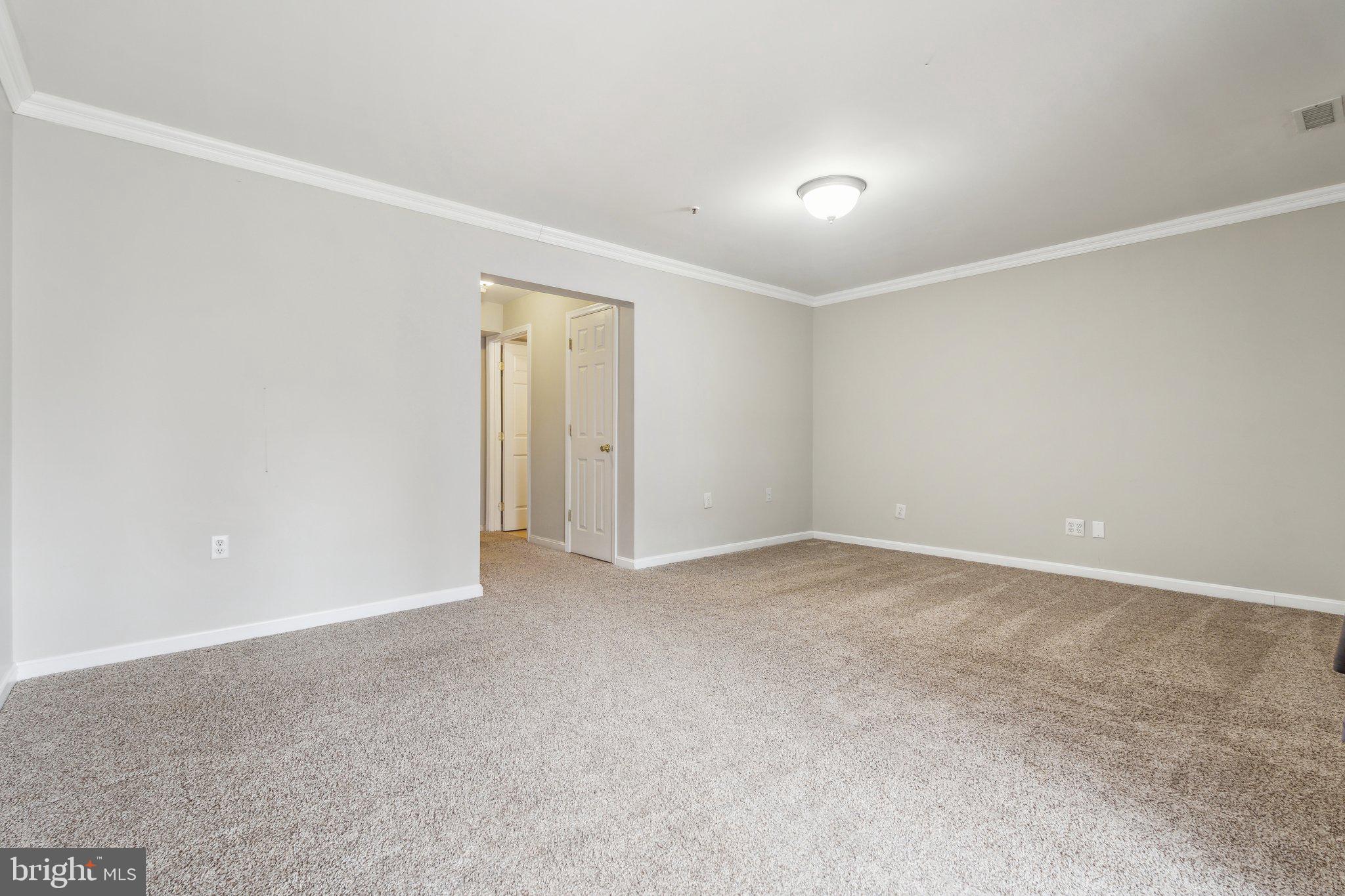 WINTERS RUN MANOR - Residential