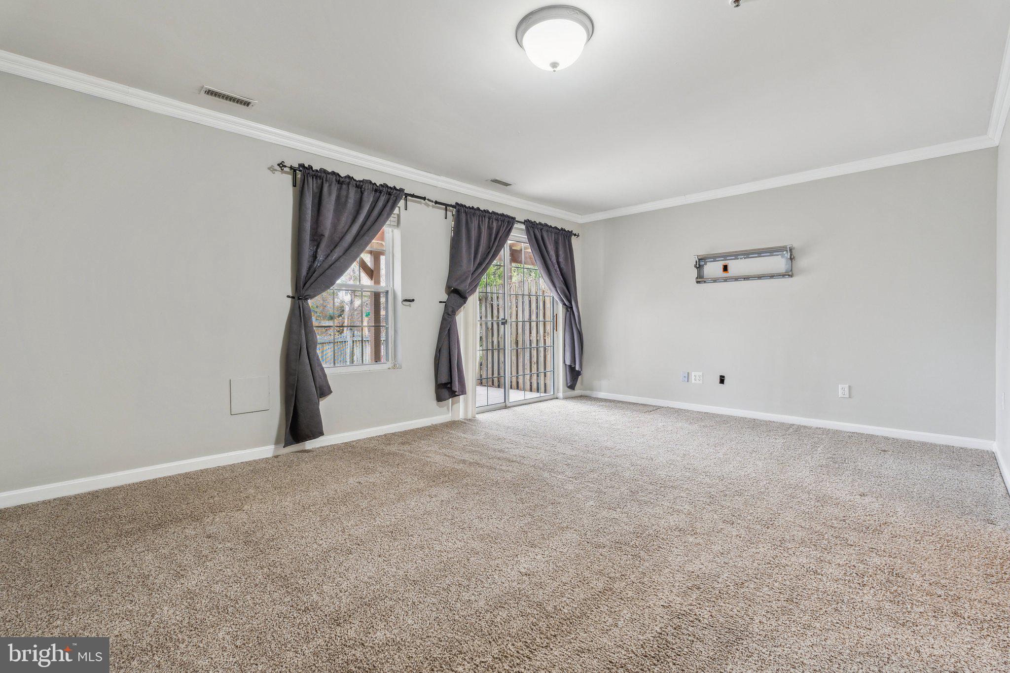 WINTERS RUN MANOR - Residential