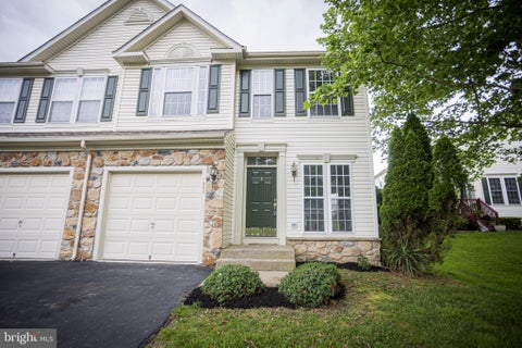 Townhouse For Rent - 556 Mockingbird Way<br/> Bucks County, WARRINGTON, PA 18976