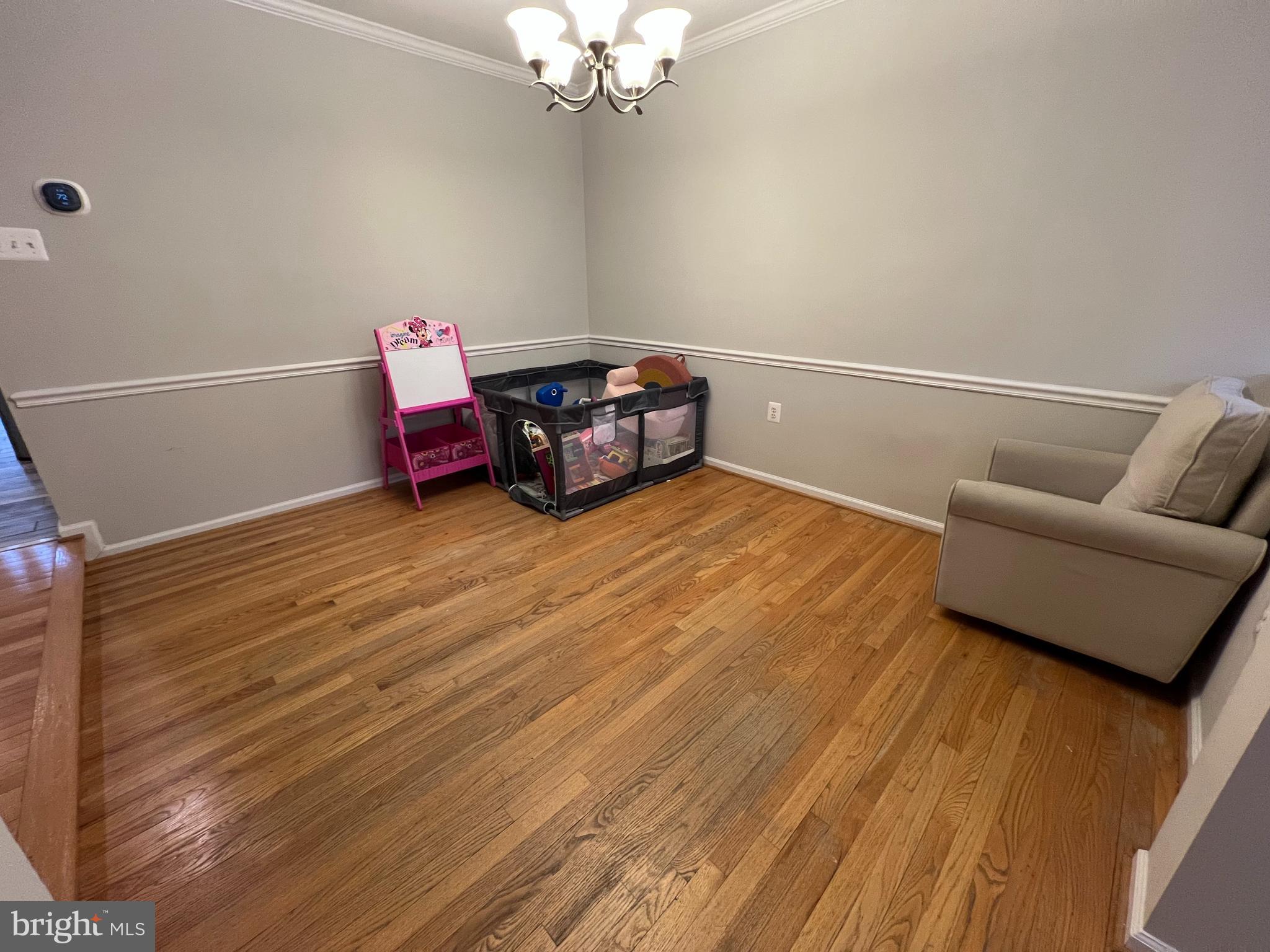 POTOMAC LAKES - Residential