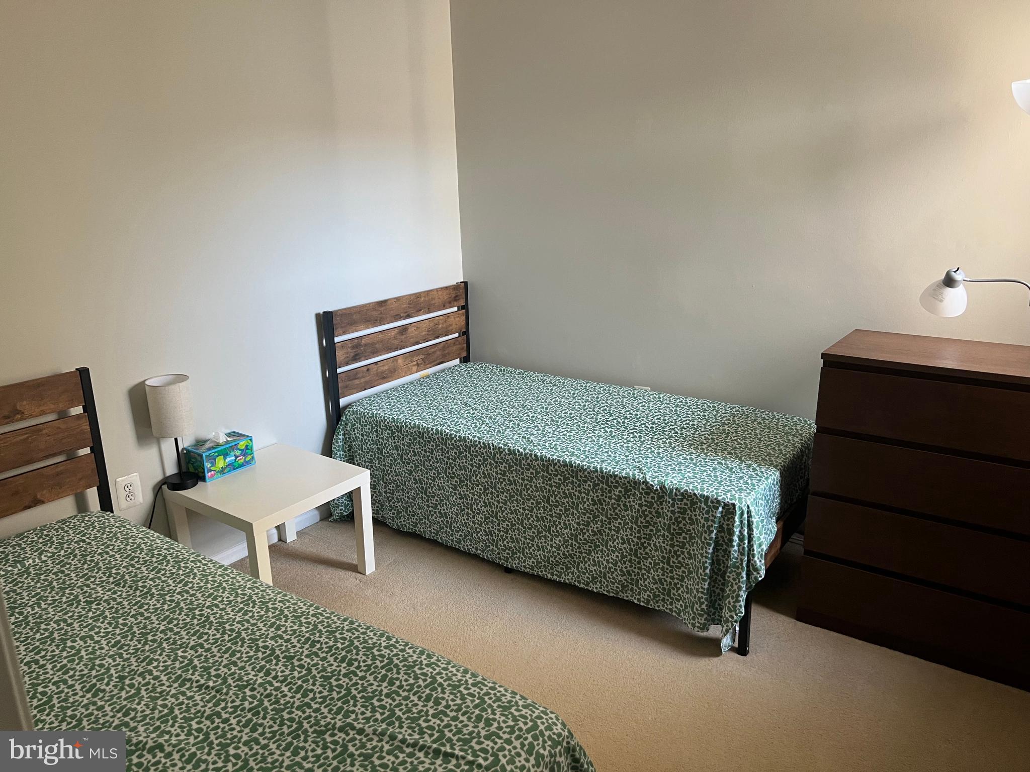 POTOMAC LAKES - Residential