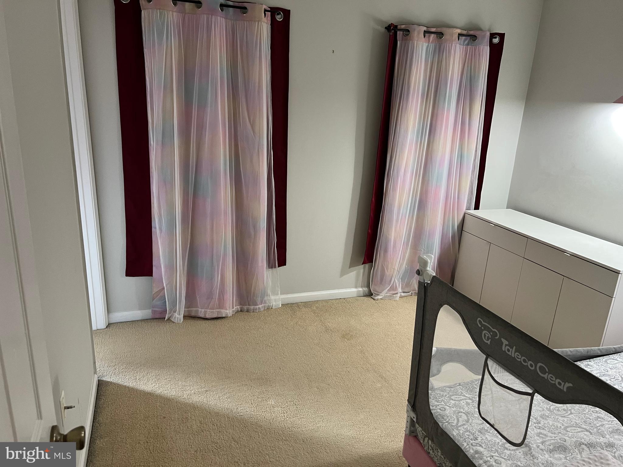 POTOMAC LAKES - Residential