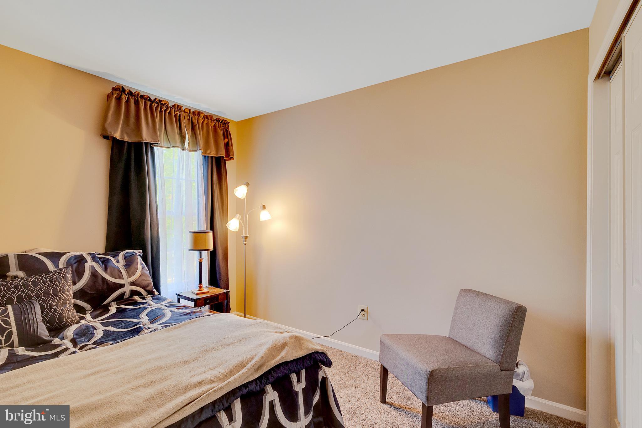 CHARLESTOWNE - Residential