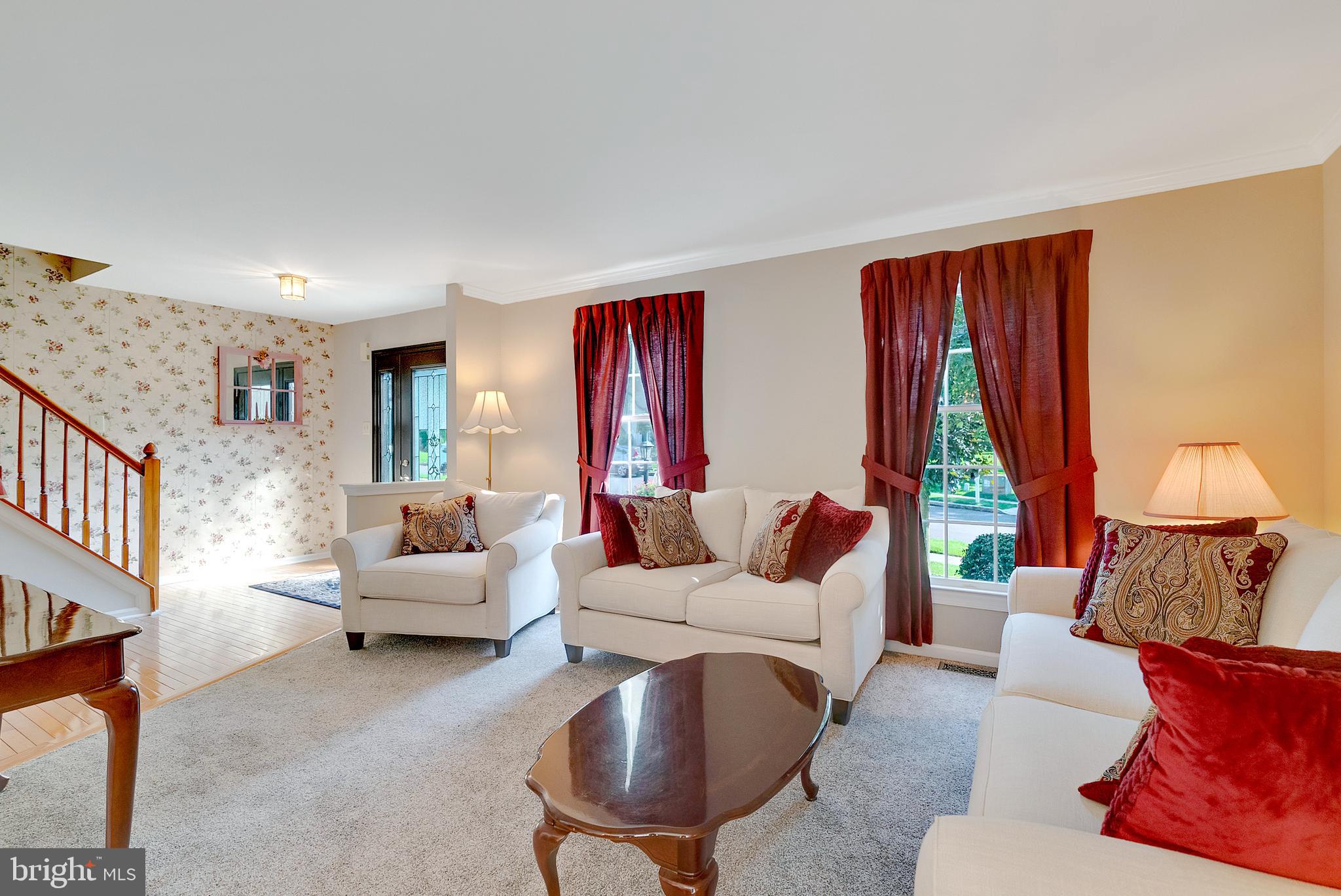 CHARLESTOWNE - Residential