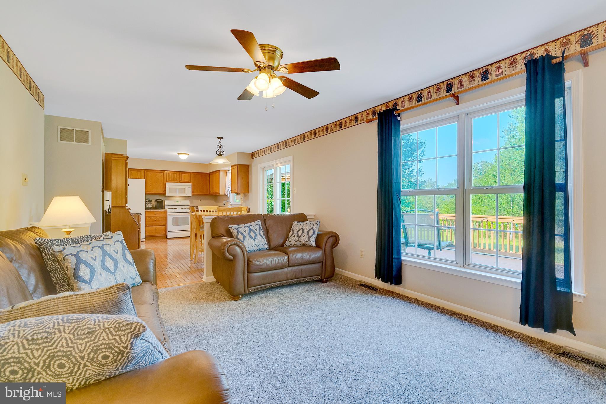 CHARLESTOWNE - Residential