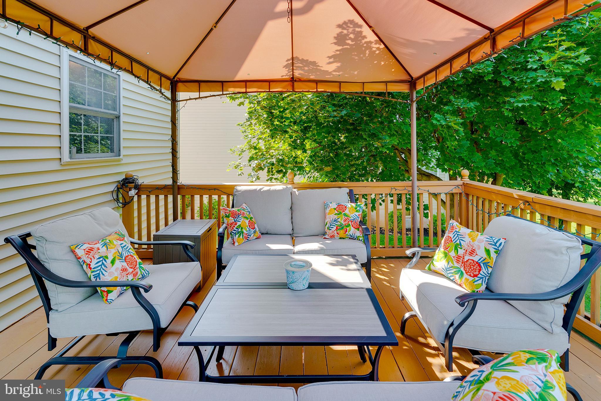 CHARLESTOWNE - Residential