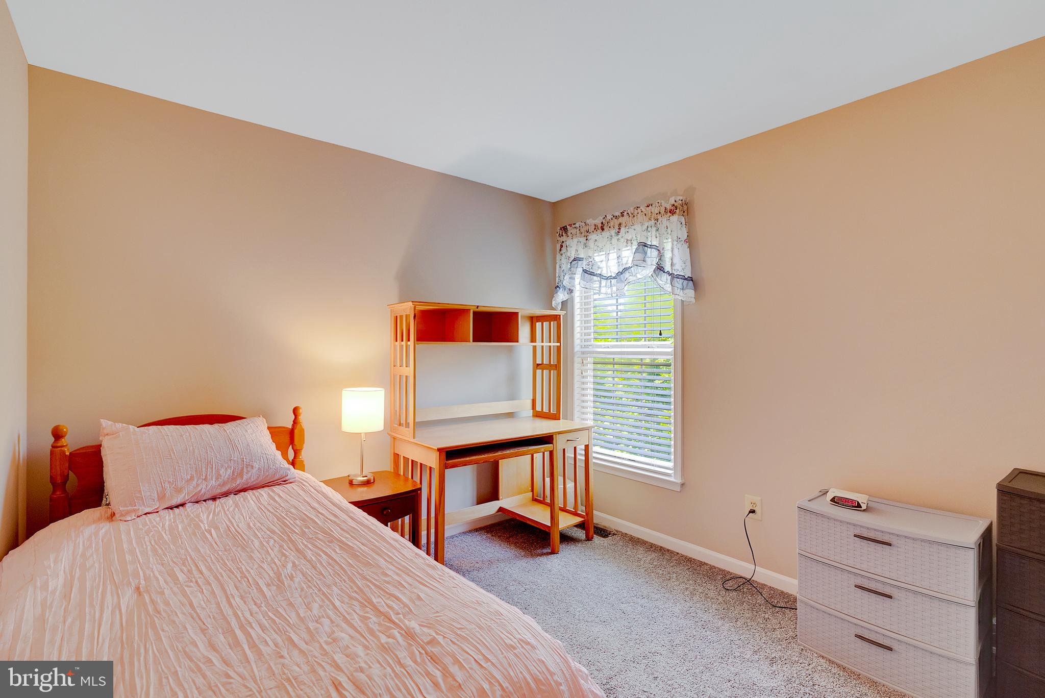 CHARLESTOWNE - Residential