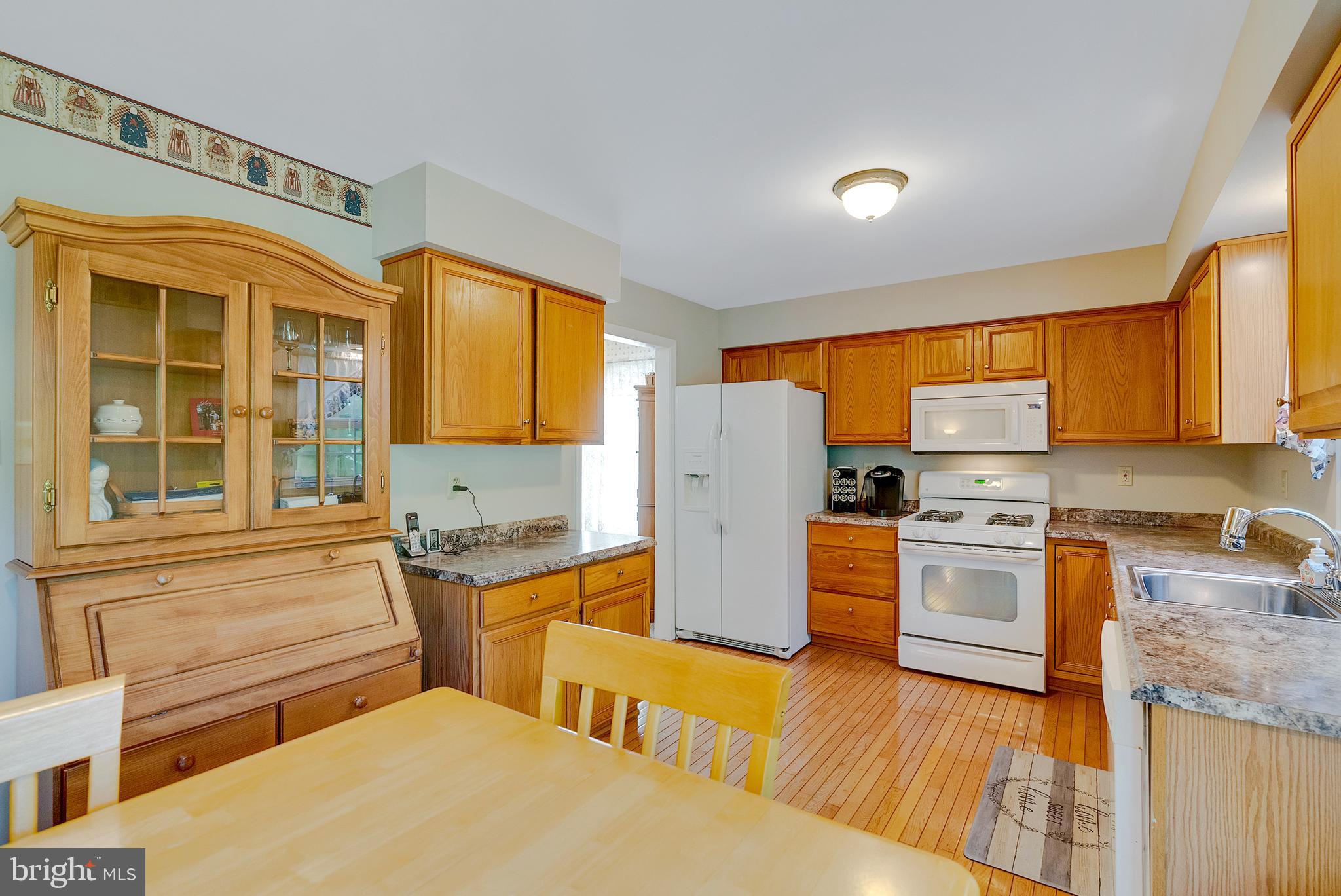 CHARLESTOWNE - Residential