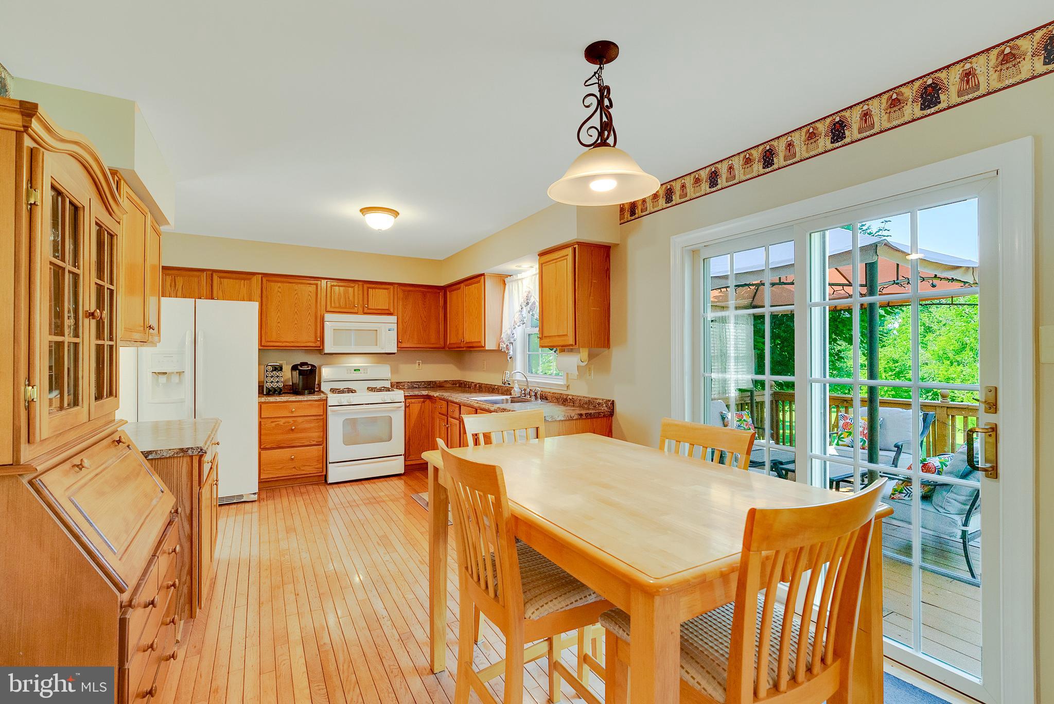 CHARLESTOWNE - Residential