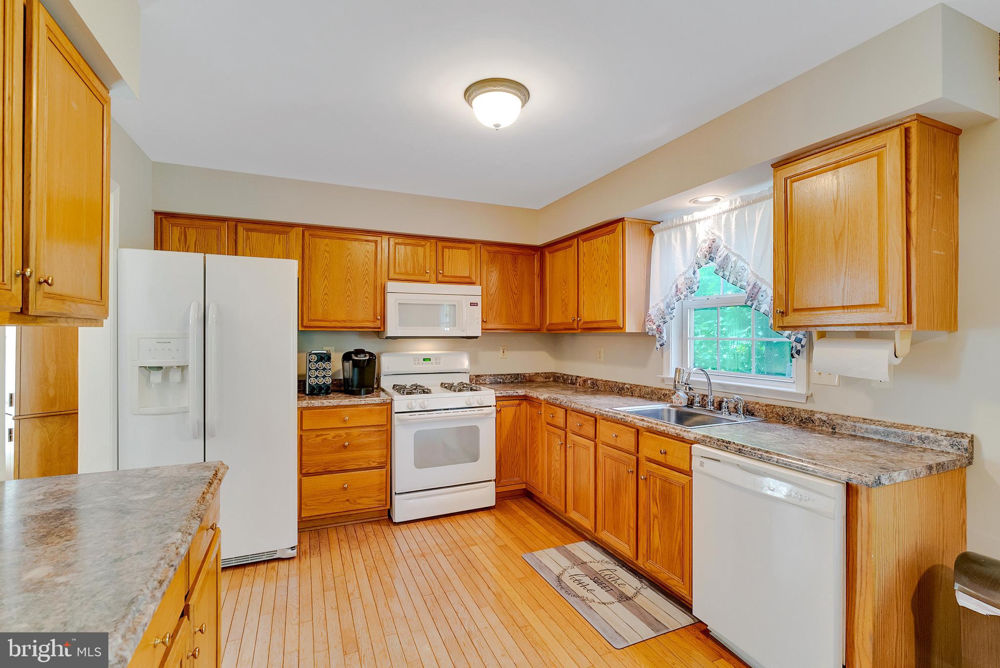 CHARLESTOWNE - Residential