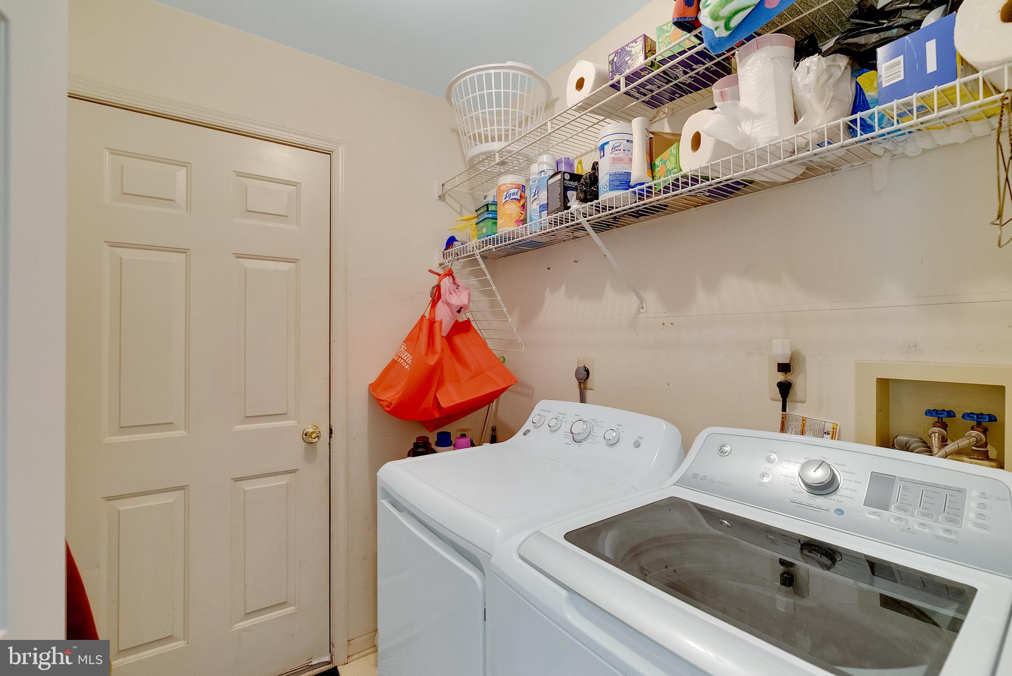 CHARLESTOWNE - Residential