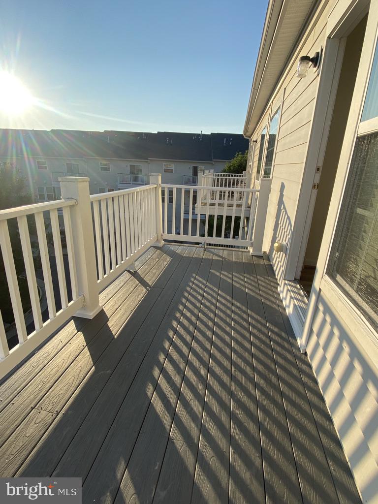 LANSDOWNE TOWN CENTER - Residential Lease