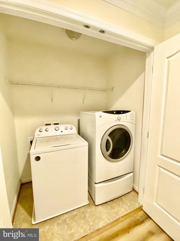 LANSDOWNE TOWN CENTER - Residential Lease